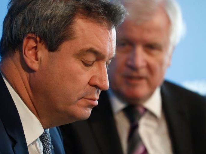 Söder und Seehofer: Koalition mit Freien Wählern am naheliegendsten Söder und Seehofer: Koalition mit Freien Wählern am naheliegendsten