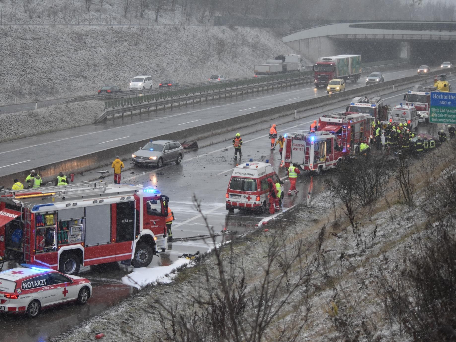 Am Dienstag kam es zu einem schweren Unfall auf der A5. Am Dienstag kam es zu einem schweren Unfall auf der A5.