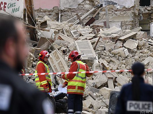 Eines der Gebäude war bekanntermaßen baufällig