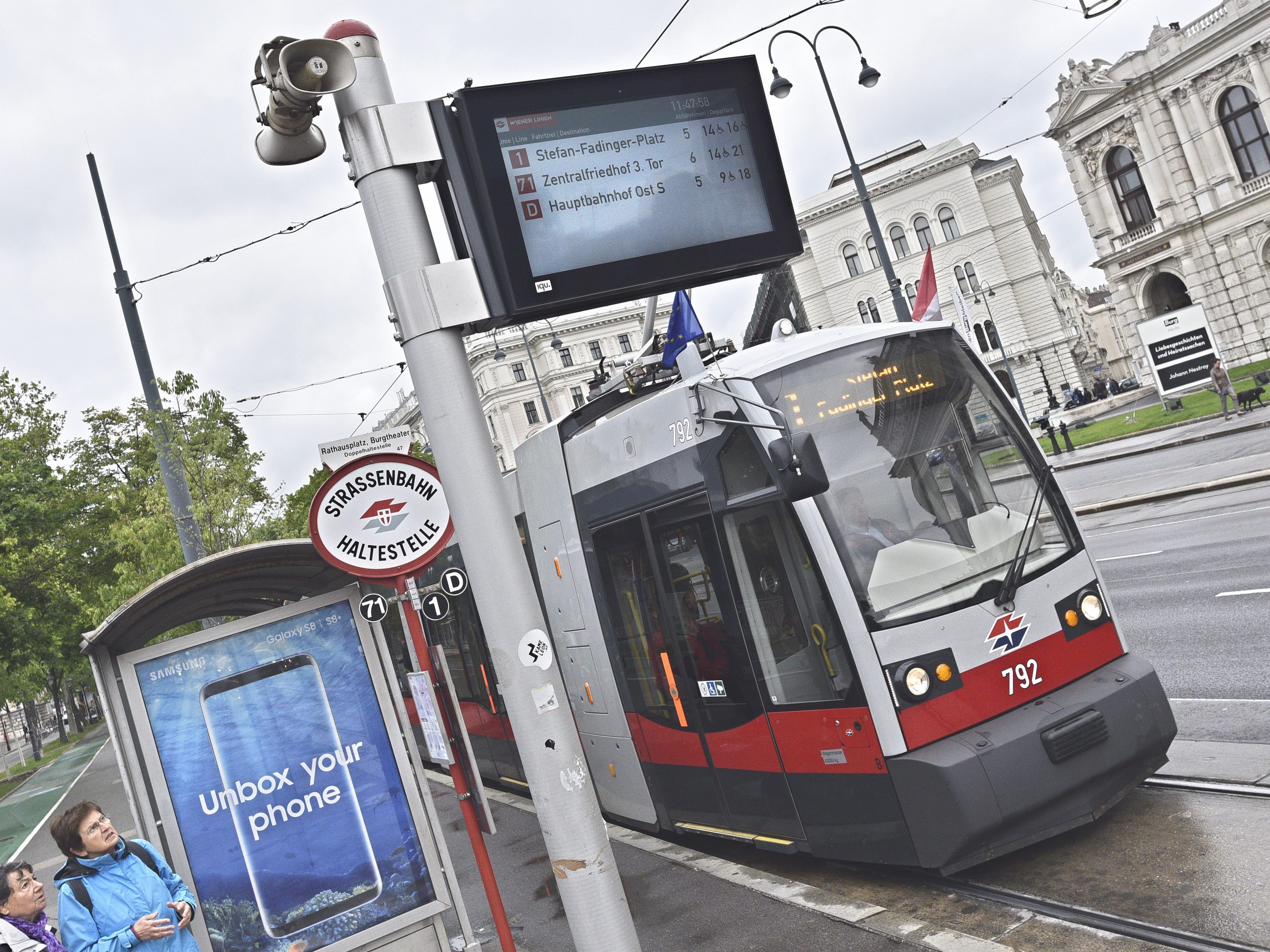 Zwei Straßenbahnen kollidierten in Wien-Alsergrund.