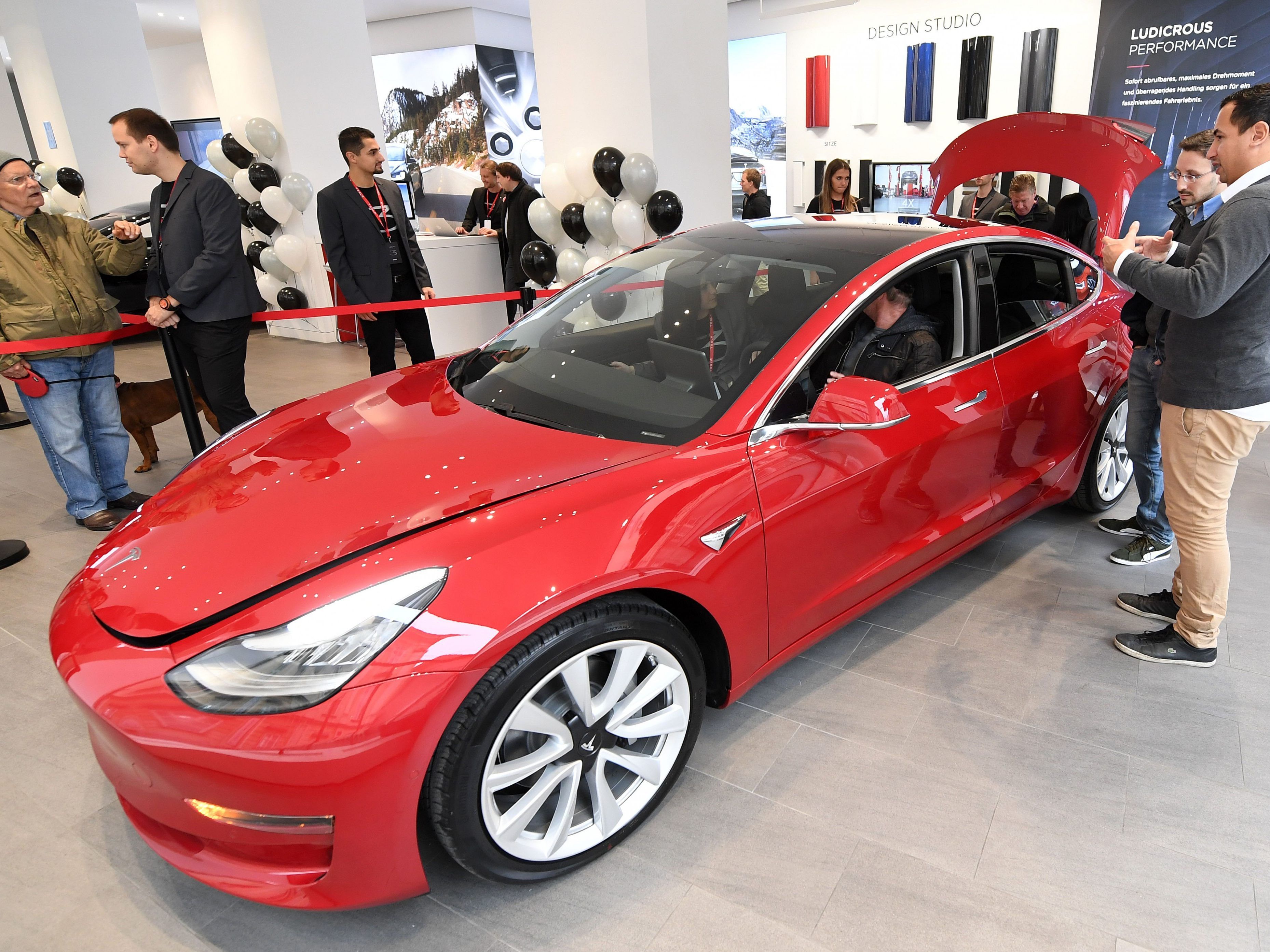 Heute fand die offizielle Präsentation des Tesla "Model 3" in Wien statt.