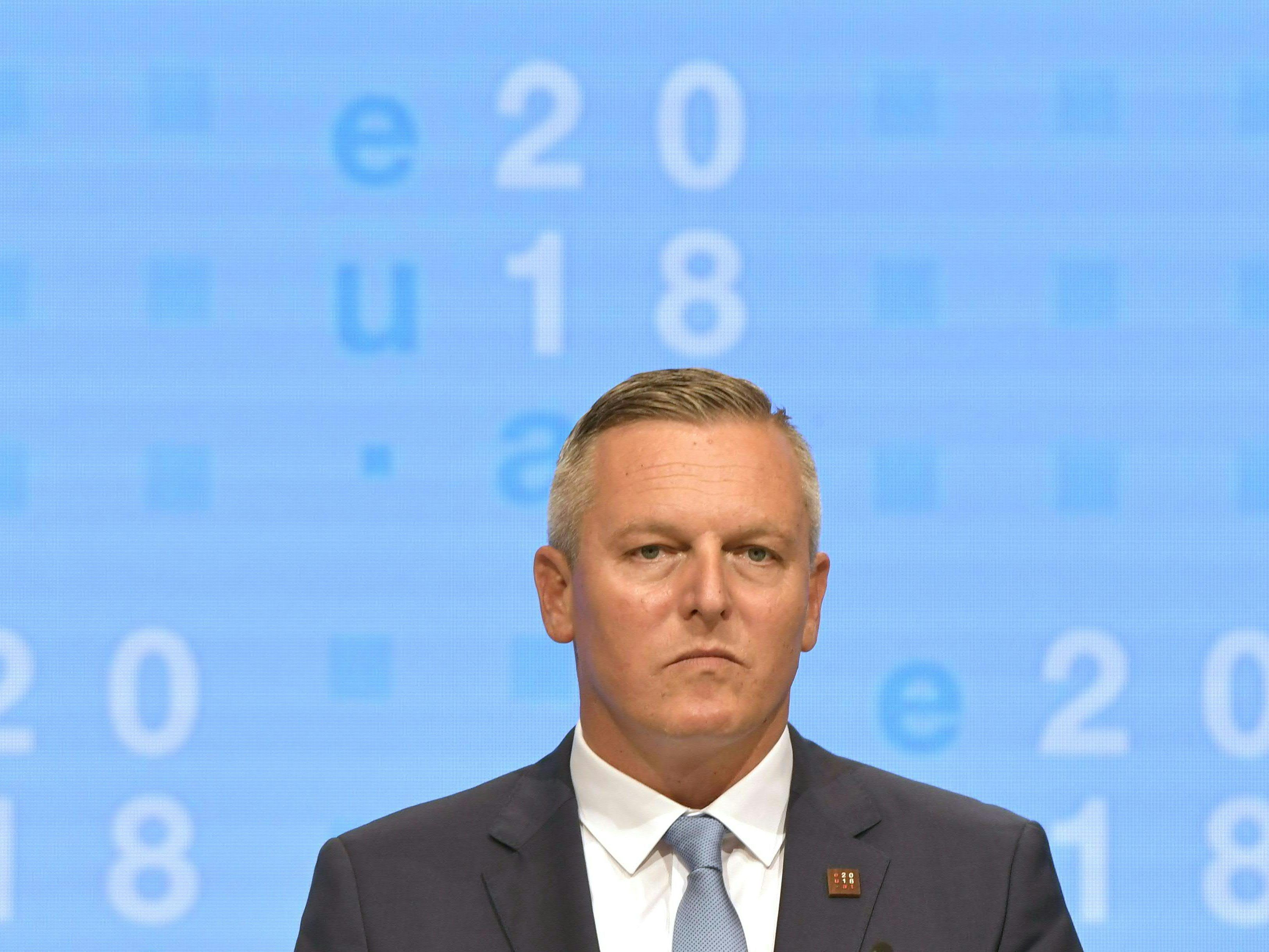 Mario Kunasek (FPÖ) trifft am Montag seinen Amtskollegen in Rumänien. Mario Kunasek (FPÖ) trifft am Montag seinen Amtskollegen in Rumänien.