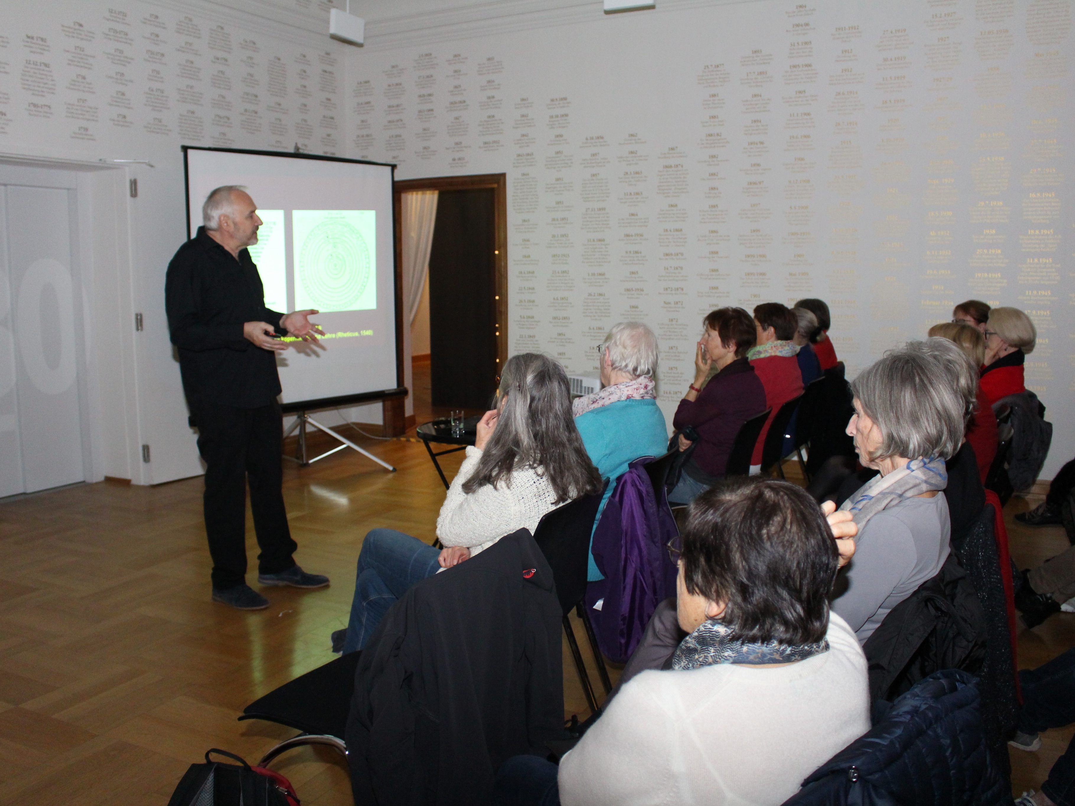 Dr. Philipp Schöbi referierte über "Das literarische Feldkirch" Dr. Philipp Schöbi referierte über "Das literarische Feldkirch"