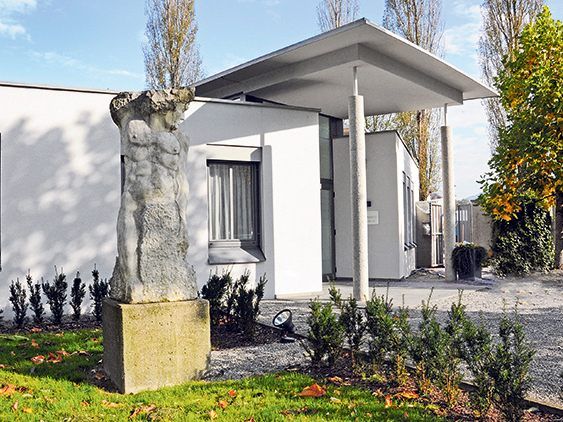 Vor 20 Jahren wurde das Ethik & Umwelt Krematorium in Hohenems eröffnet. Vor 20 Jahren wurde das Ethik & Umwelt Krematorium in Hohenems eröffnet.