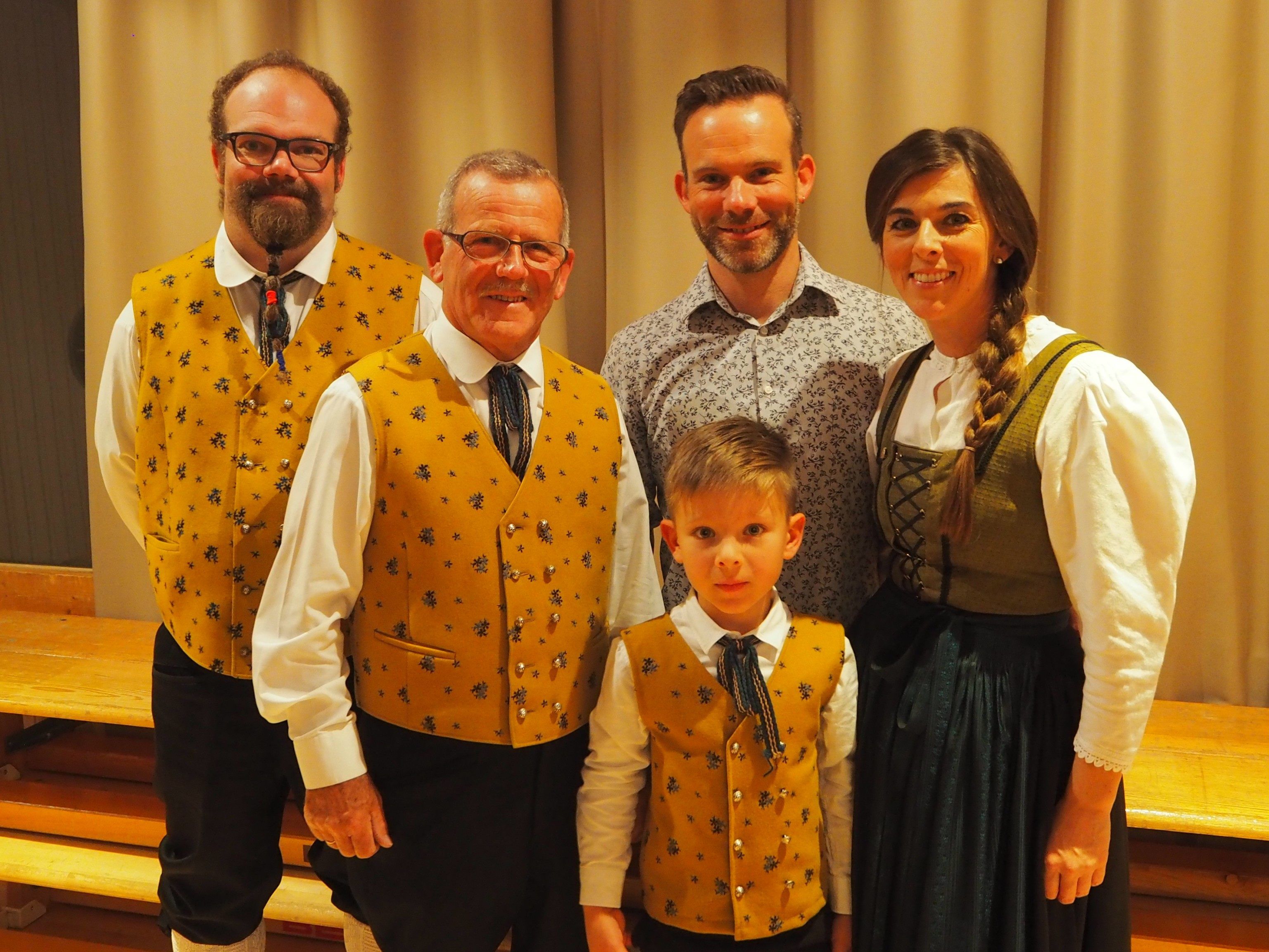 Musikerfamilie Halbeisen: Jubilar Martin, Vater Dietmar, Bruder Alexander, Frau Nadine und der Musikernachwuchs Sebastian Musikerfamilie Halbeisen: Jubilar Martin, Vater Dietmar, Bruder Alexander, Frau Nadine und der Musikernachwuchs Sebastian