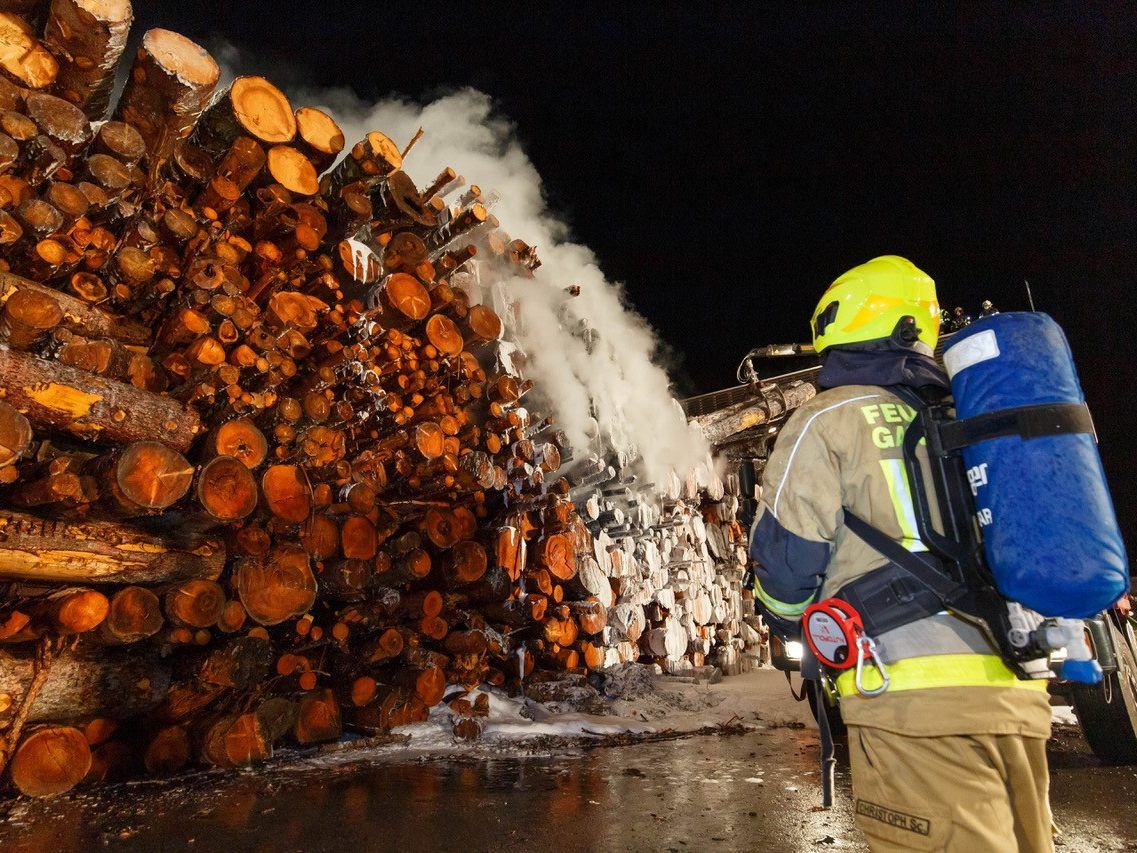 Einsatz dauerte bis in die frühen Morgenstunden