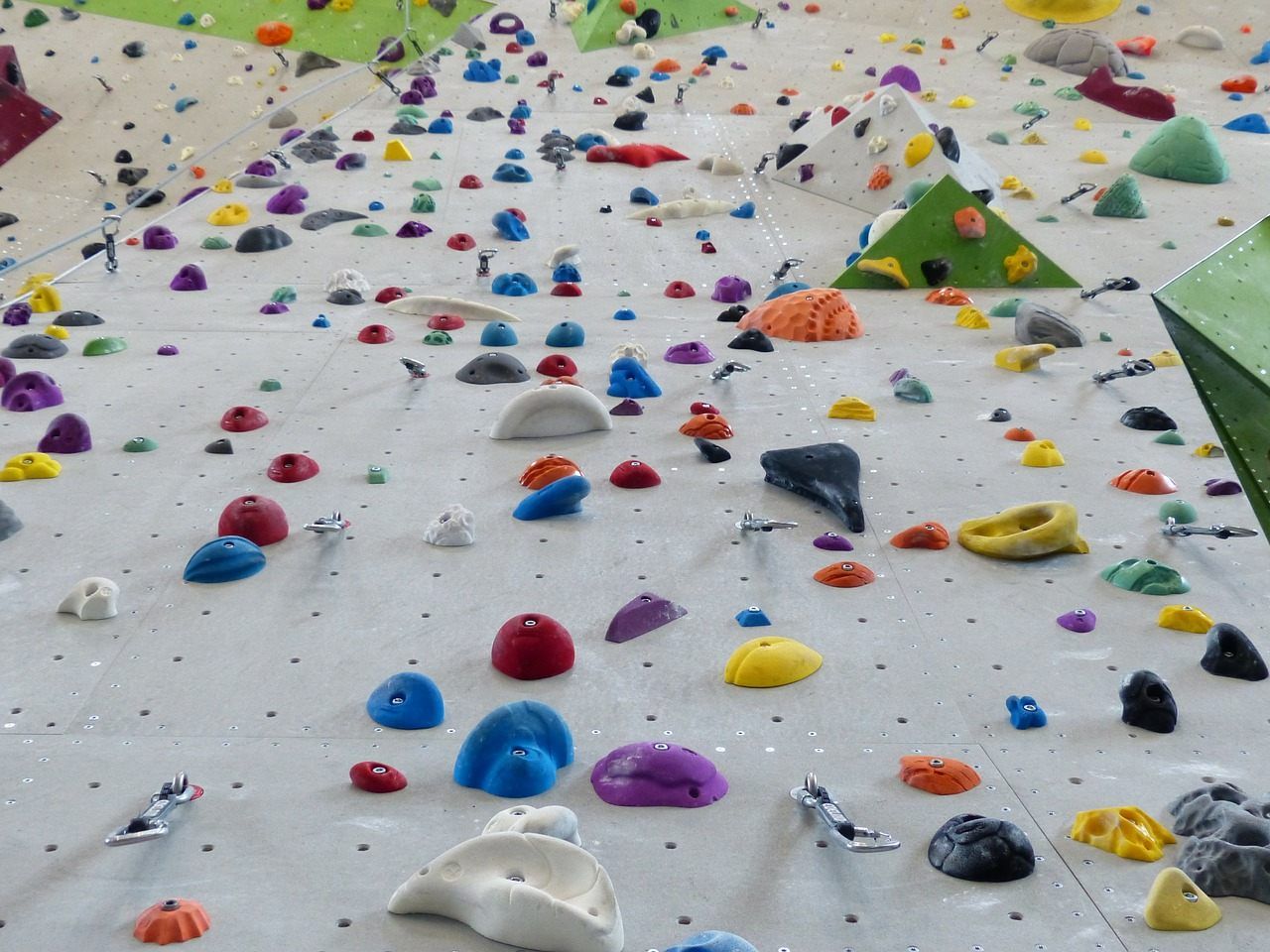 Die 31-järhige Wienerin wurde bei dem Unfall in der Kletterhalle schwer verletzt. Die 31-järhige Wienerin wurde bei dem Unfall in der Kletterhalle schwer verletzt.