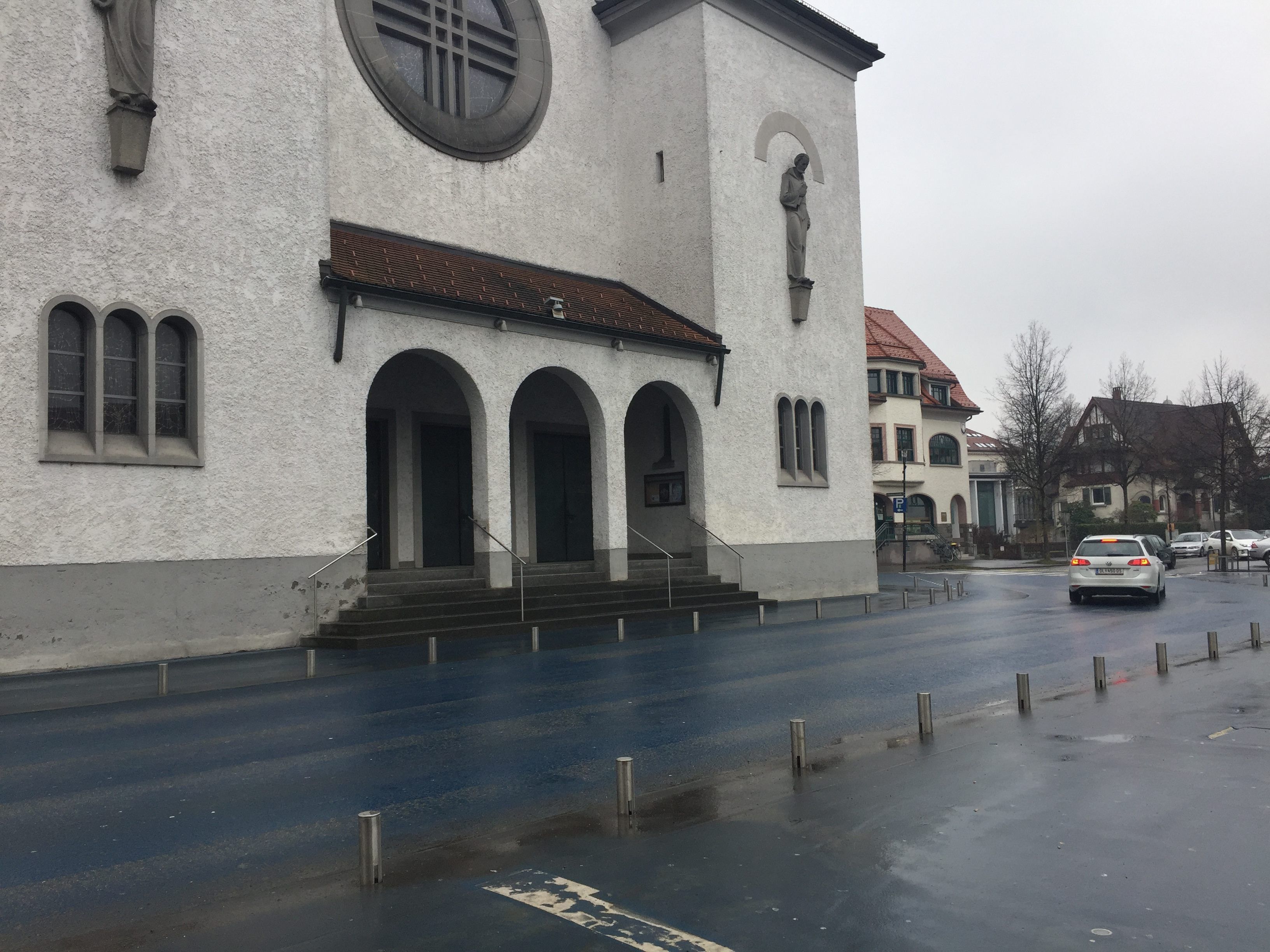 Zwei Männern wird vorgeworfen in Lustenau einen Opferstock aufgebrochen zu haben.