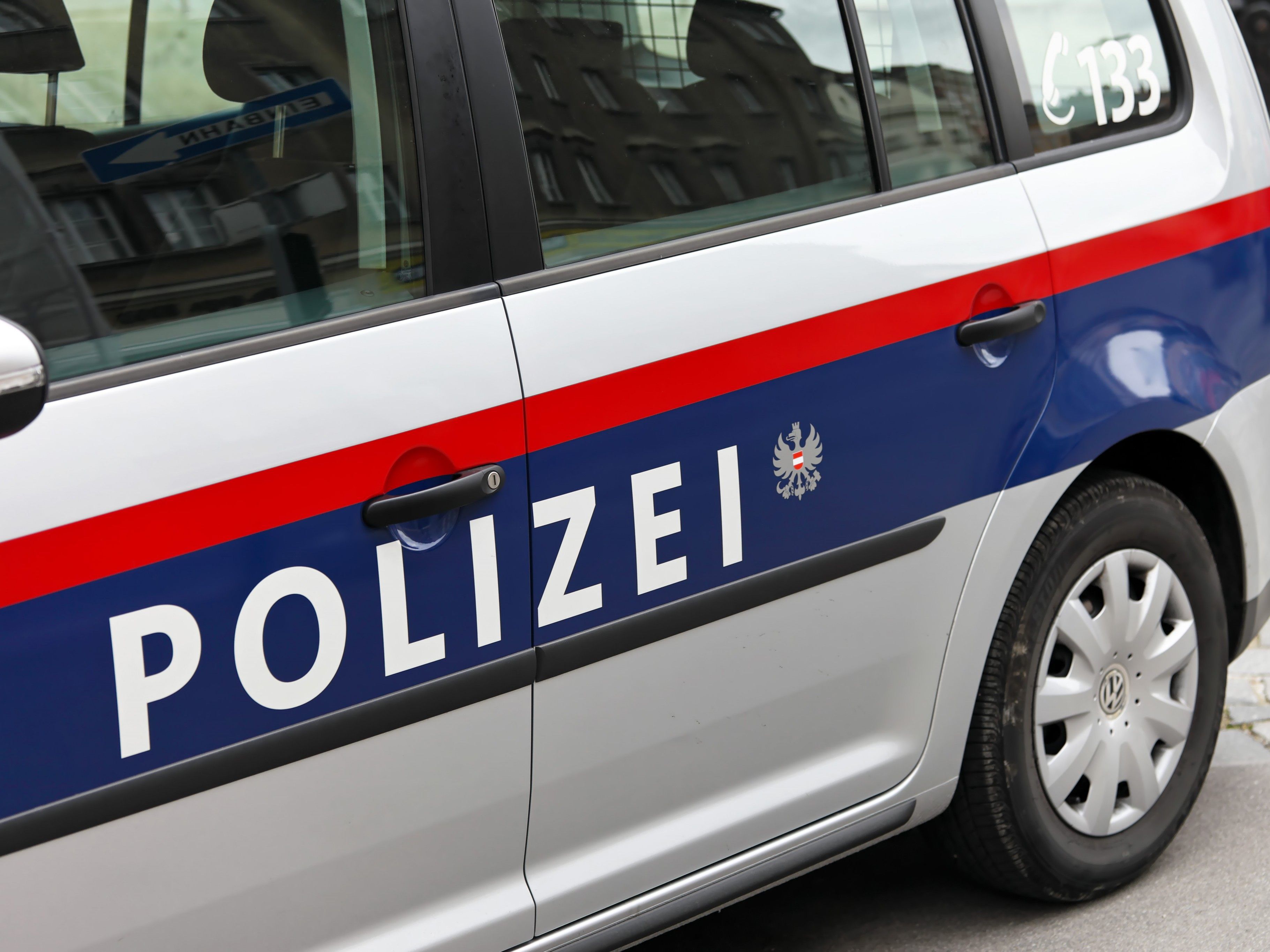 Die Polizei stellte eine Hülse der Schreckschussmunition sicher. Die Polizei stellte eine Hülse der Schreckschussmunition sicher.