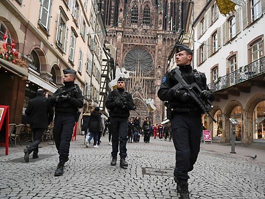 Polizei patroulliert in Straßburg Polizei patroulliert in Straßburg