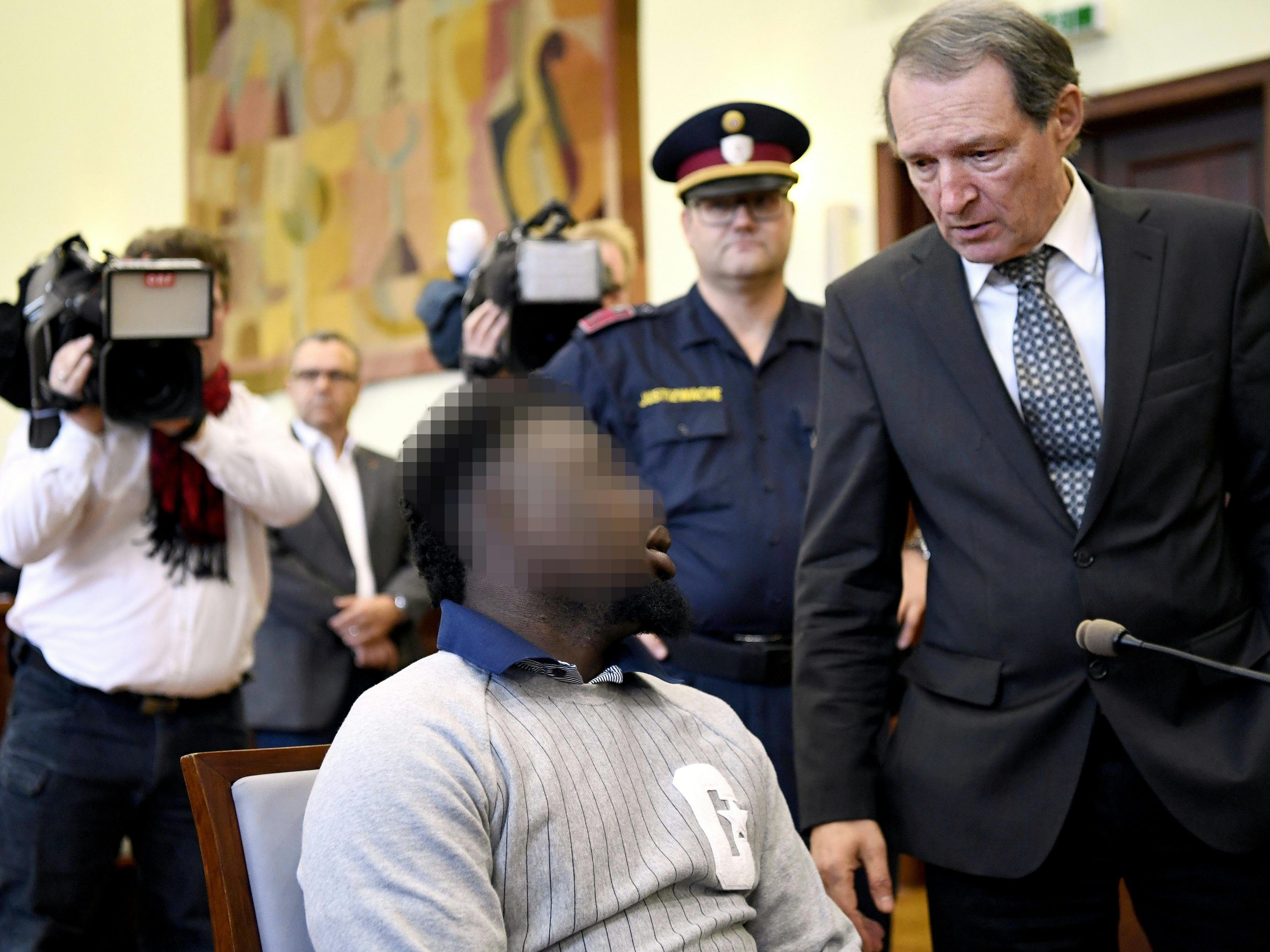 Der Nigerianer wird in eine Anstalt eingewiesen.