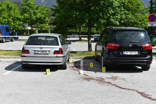 Bei einer Messerstecherei in Tirol starb ein 17-jähriger Vorarlberger. Bei einer Messerstecherei in Tirol starb ein 17-jähriger Vorarlberger.