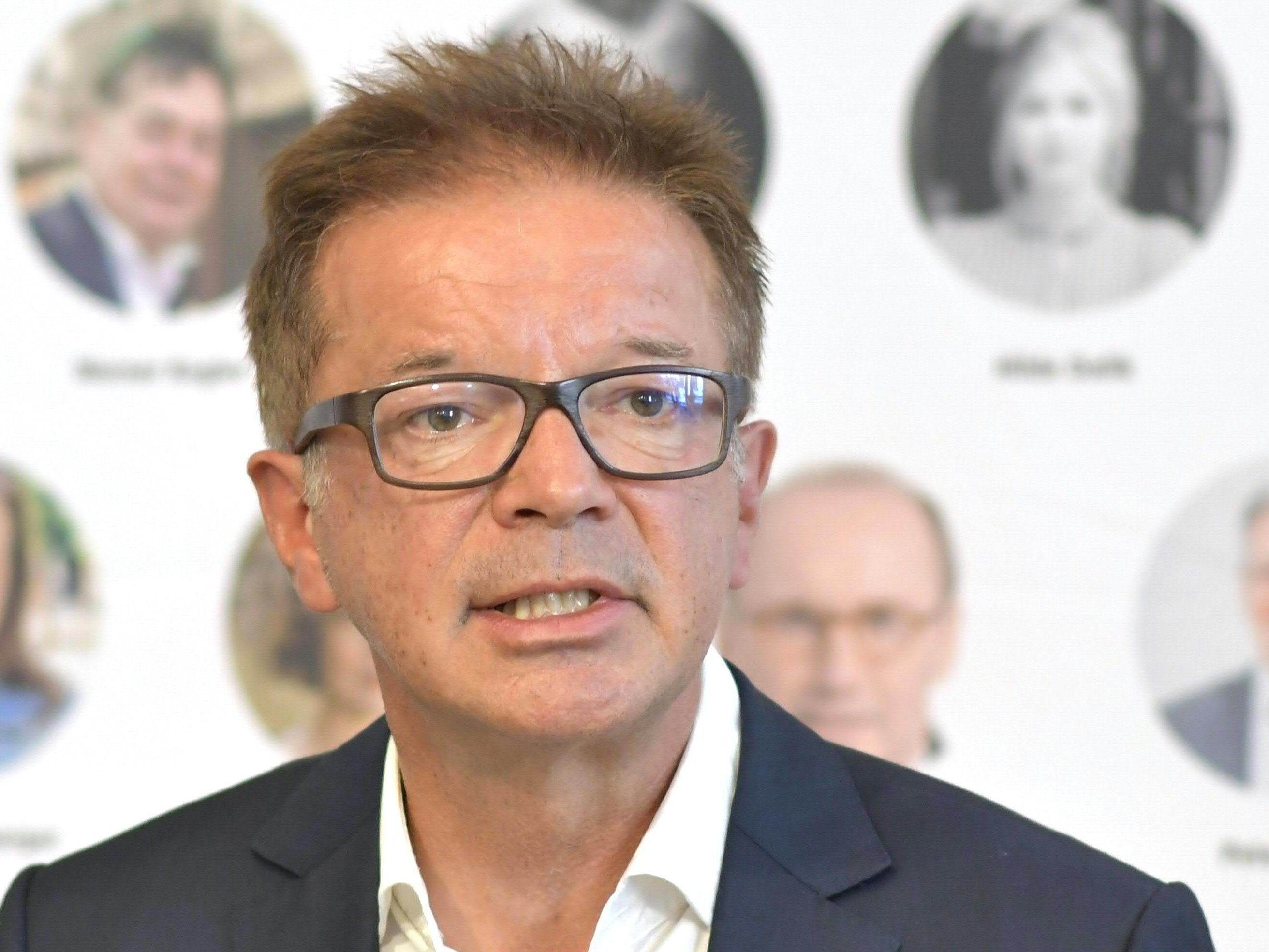 Anschober beklagt die Gesprächsverweigerung der Regierung. Anschober beklagt die Gesprächsverweigerung der Regierung.