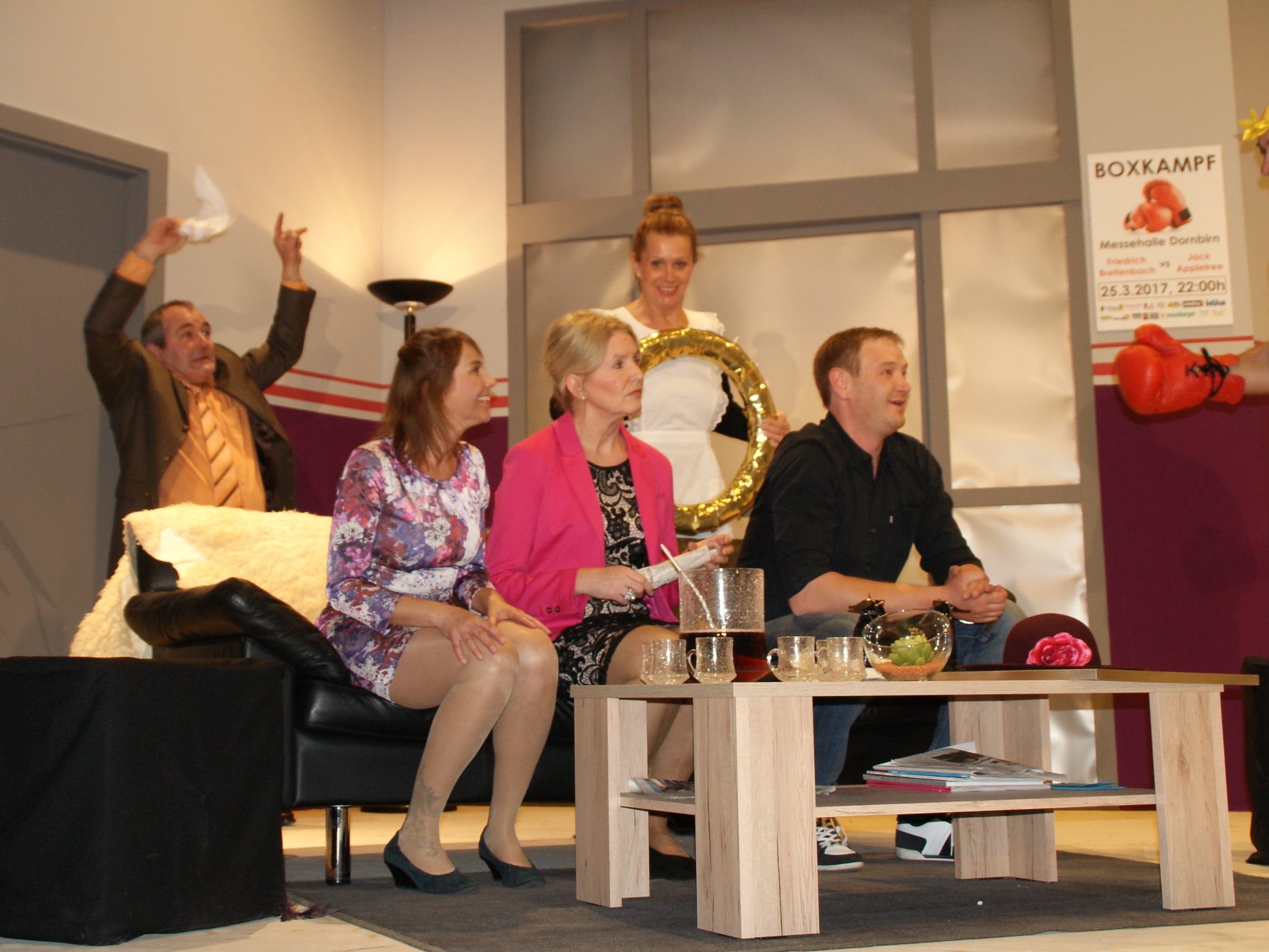 Aus dem Archiv: Das Theater in Buch sorgt mit Komödien für unbeschwerte Unterhaltung. Nun wird „Nachwuchs“ gesucht