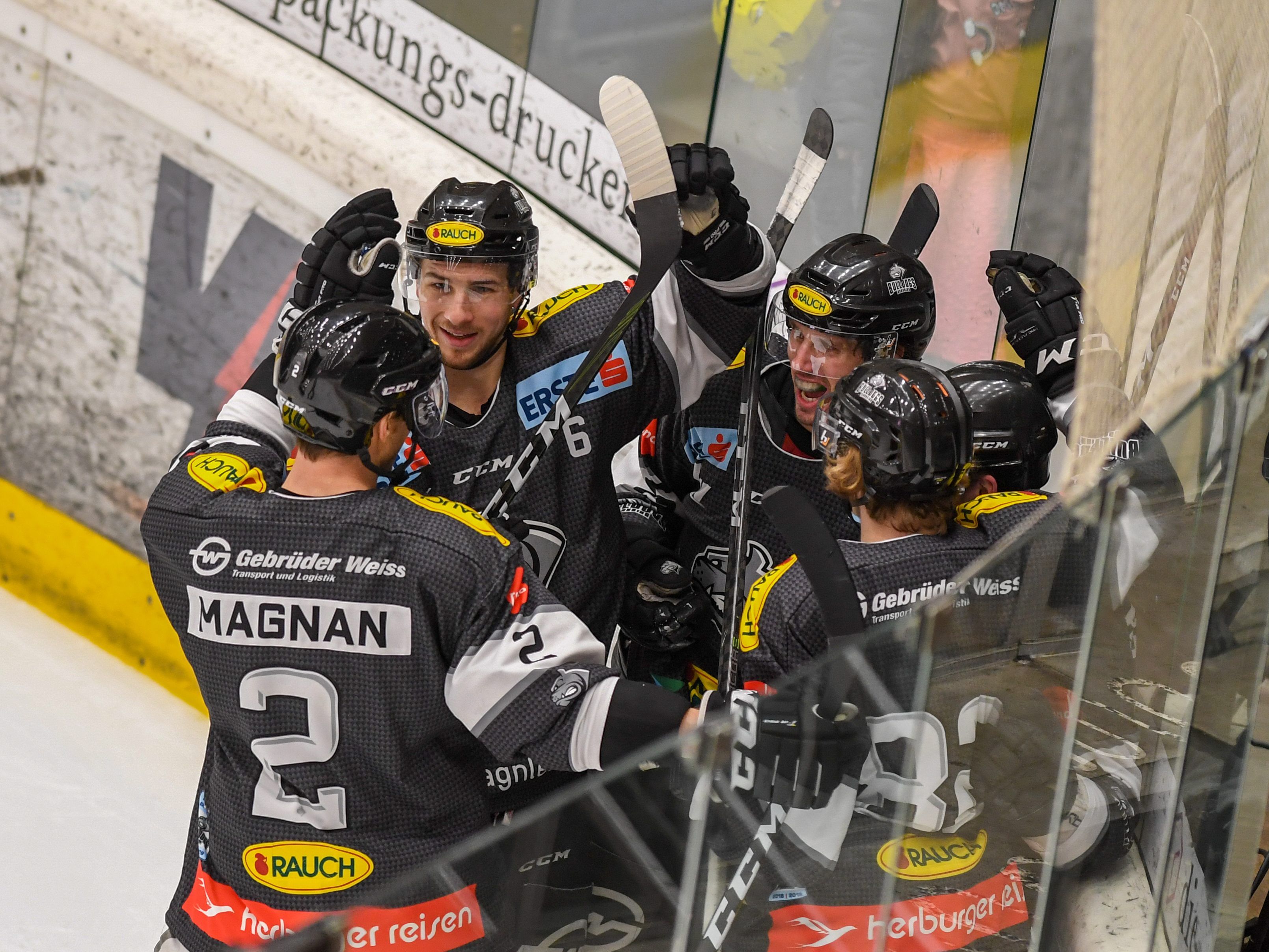 Nach der Niederlage in Innsbruck durften die Bulldogs heute wieder jubeln. Nach der Niederlage in Innsbruck durften die Bulldogs heute wieder jubeln.