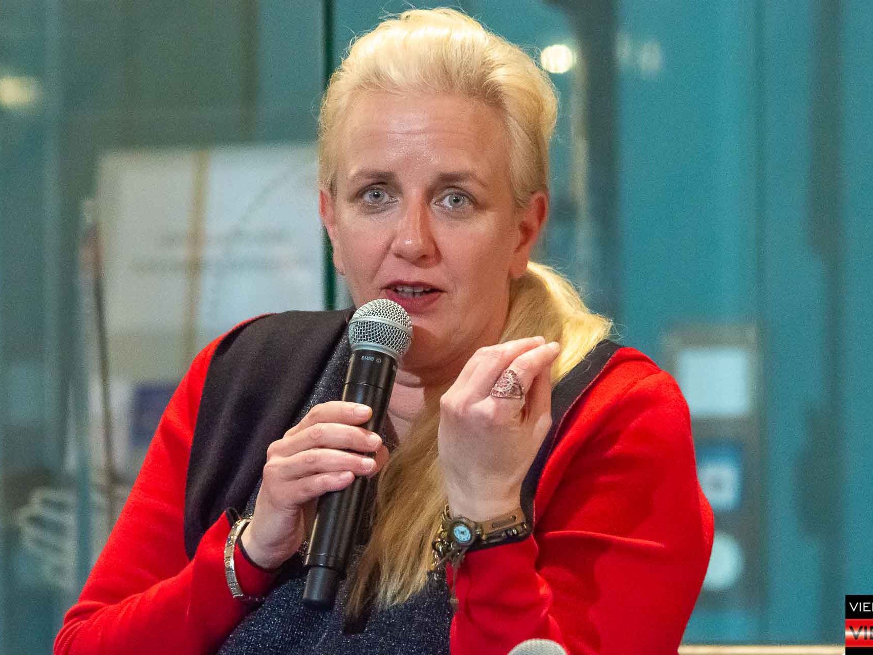 Krampus-Lesung “Kickl für Grüne” - Daniela Kick liest aus Ihrem Buch -Lieber Cousin Herbert- Dachfoyer Wiener Hofburg - 05.12.2018