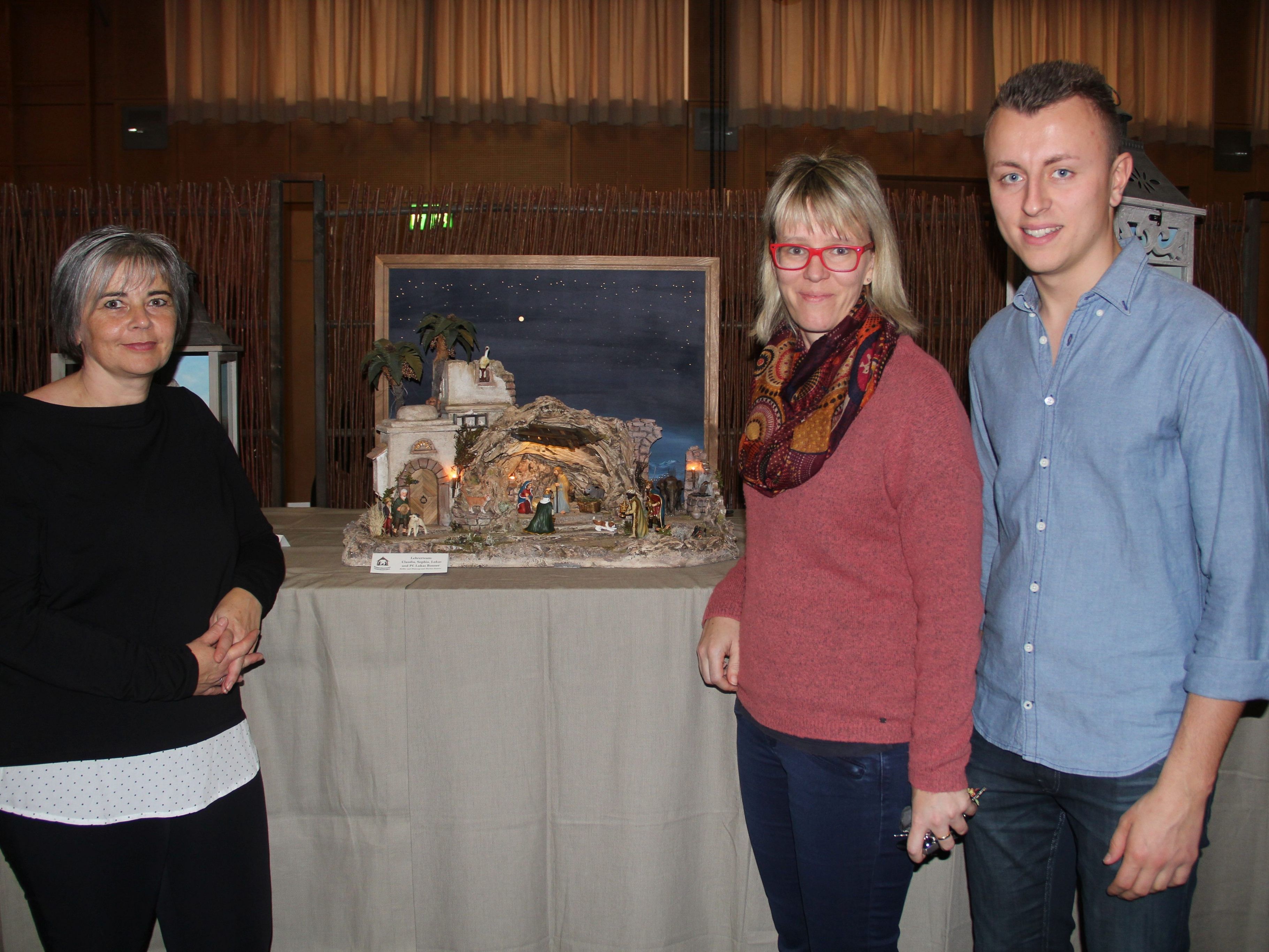 Das Schulteam von St. Gallenkirch baute eigens für die Volksschule eine Krippe.