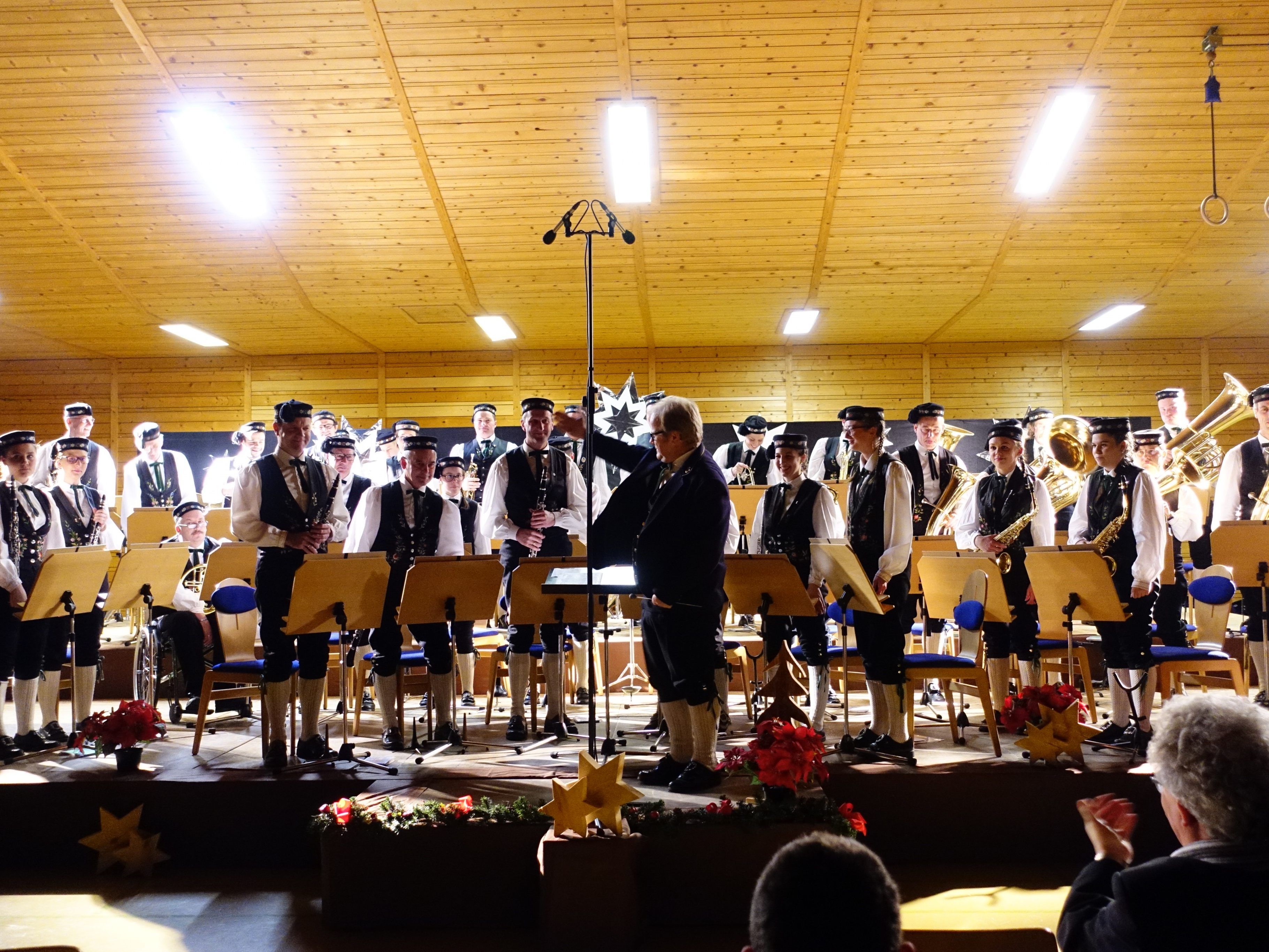 Kapellmeister Franz Budin und die Musikanten des Fraßenecho freuen sich auf zahlreiche Zuhörer. Kapellmeister Franz Budin und die Musikanten des Fraßenecho freuen sich auf zahlreiche Zuhörer.