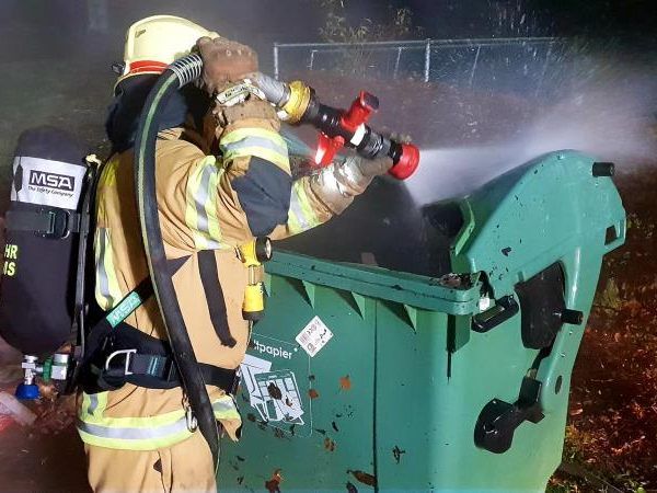 Container in Brand gesetzt
