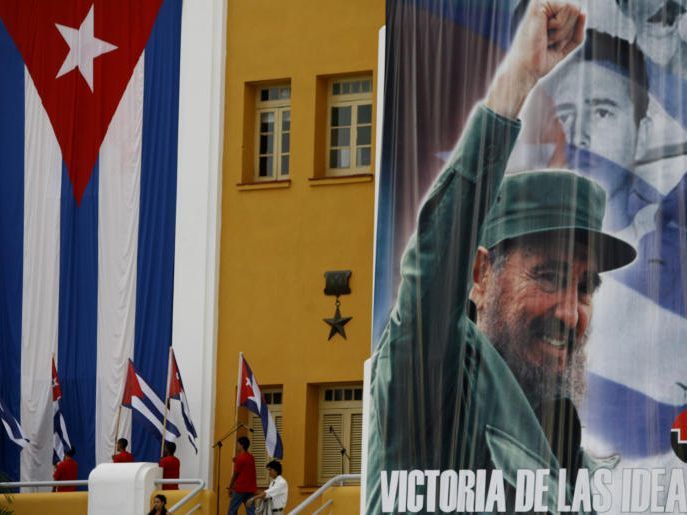 Am 1. Jänner 1959 flieht Präsident Batista aus Kuba. Die kubanische Revolution unter der Führung von Fidel Castro siegt.