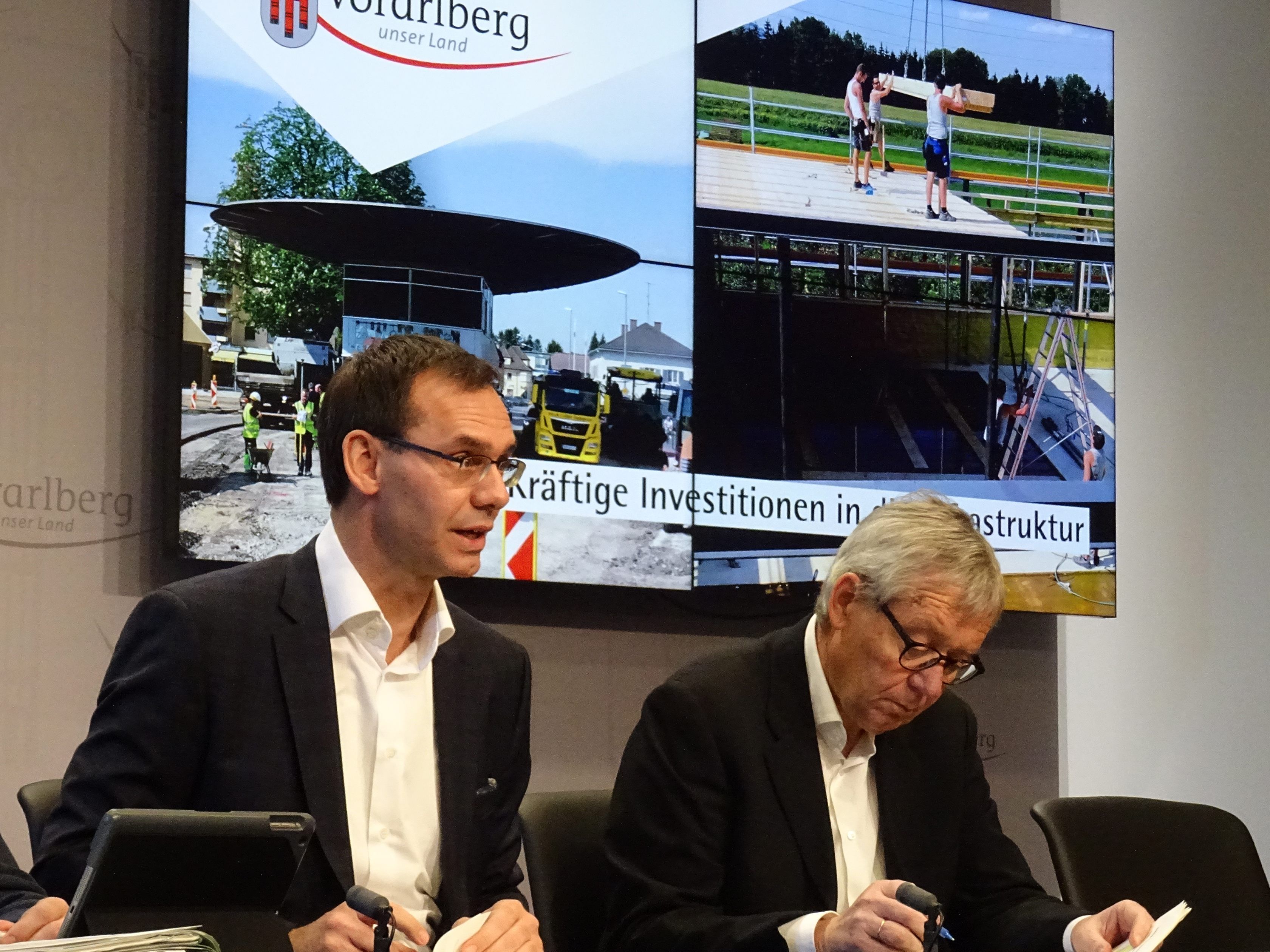 108 Millionen Euro für Straßen- und Hochbauprogramme des Landes im Jahr 2019 108 Millionen Euro für Straßen- und Hochbauprogramme des Landes im Jahr 2019