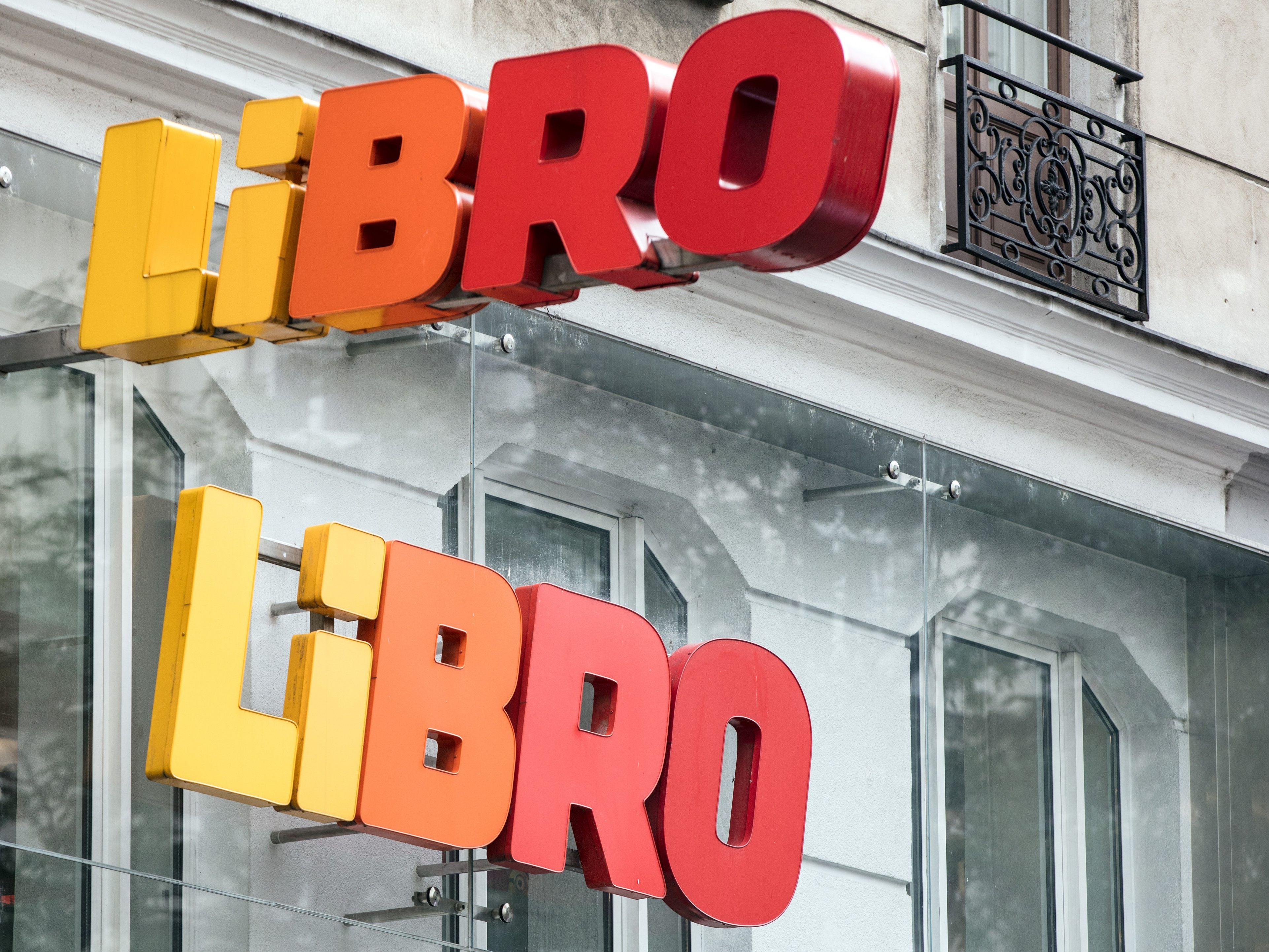Auch für die Abholung im Libro verrechente Ö-Ticket pro Karte 1,90 Euro. Auch für die Abholung im Libro verrechente Ö-Ticket pro Karte 1,90 Euro.