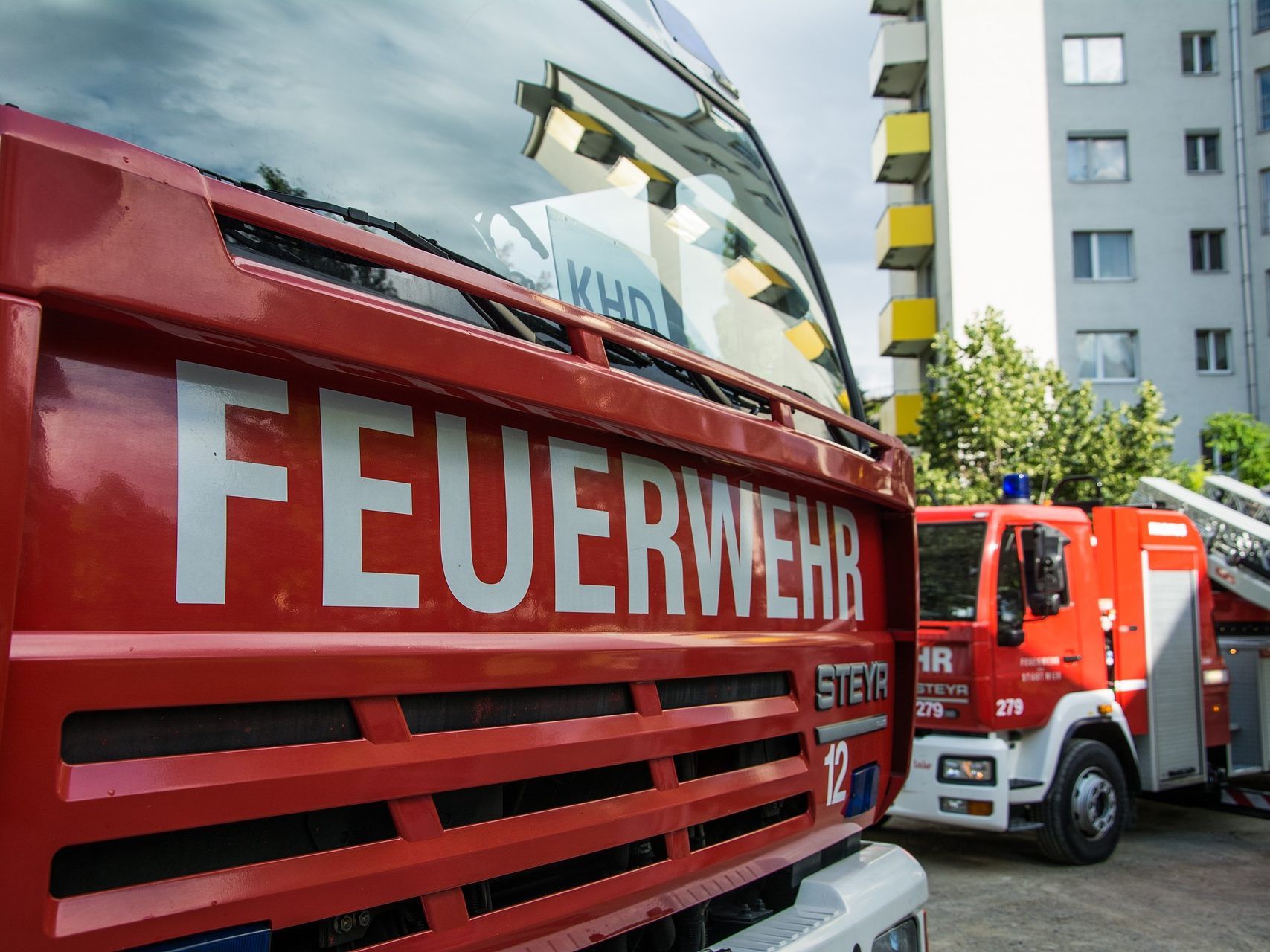Nach dem Brand gestern in NÖ ist die Ursachenermittlung angelaufen.