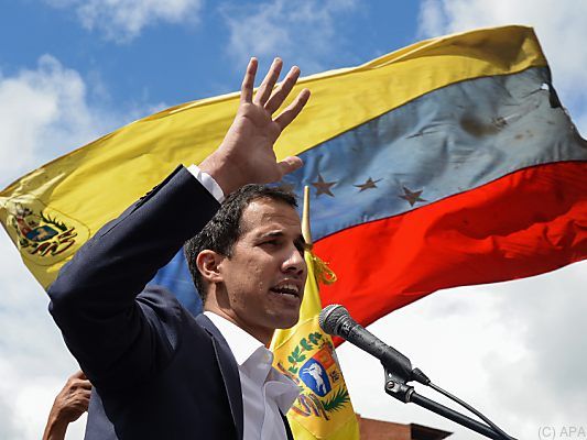 Guaido ernannte sich selbst zum Präsidenten Guaido ernannte sich selbst zum Präsidenten