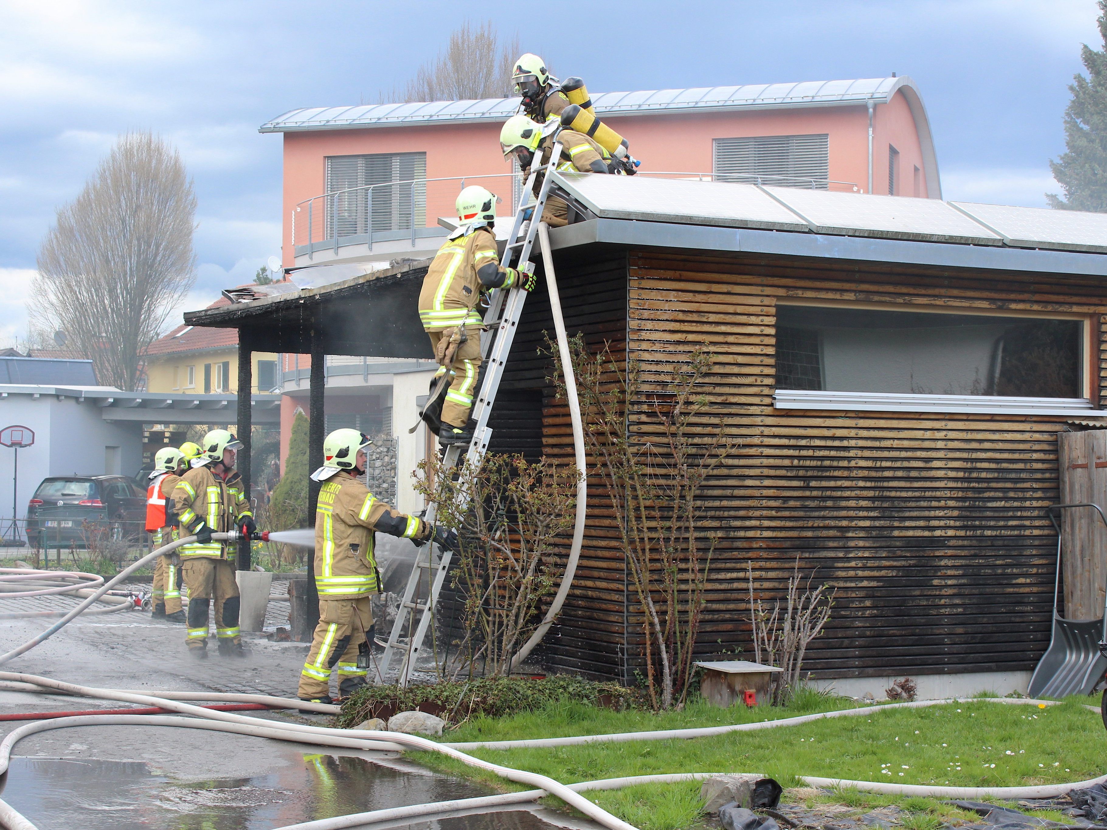 Der Carportbrand in der Morgenstraße.