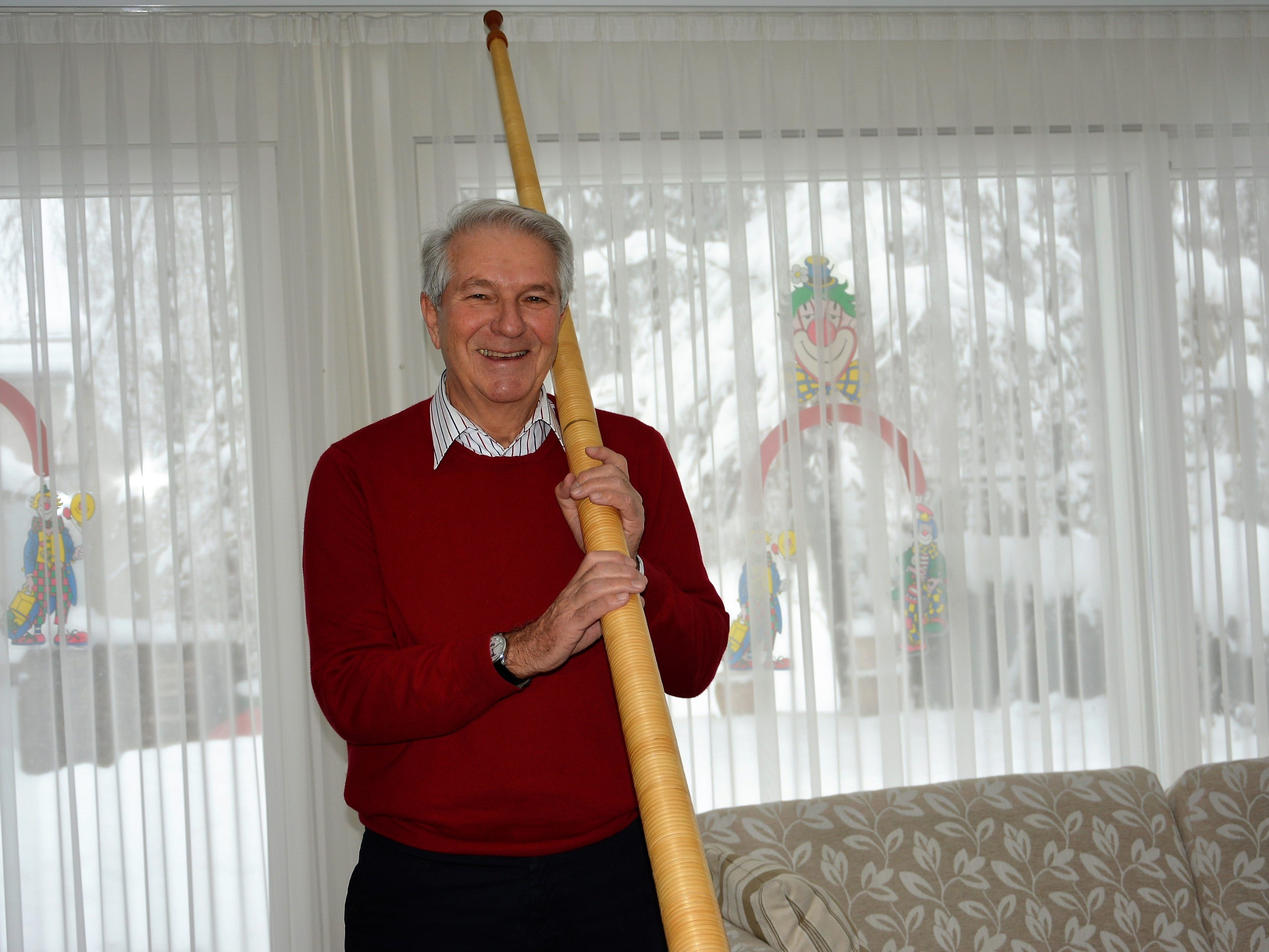 Altbürgermeister Hans-Dieter Grabher erzählt von seinen Hobbys, seinem Ruhestand auf drei Säulen. Altbürgermeister Hans-Dieter Grabher erzählt von seinen Hobbys, seinem Ruhestand auf drei Säulen.