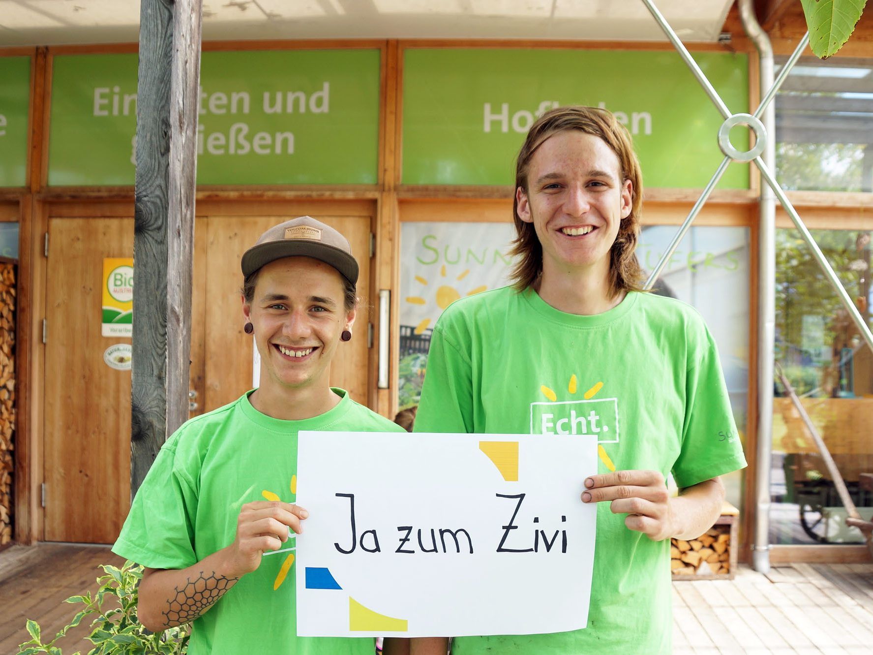 Sag auch Du „Ja zum Zivi“ am Sunnahof. Sag auch Du „Ja zum Zivi“ am Sunnahof.
