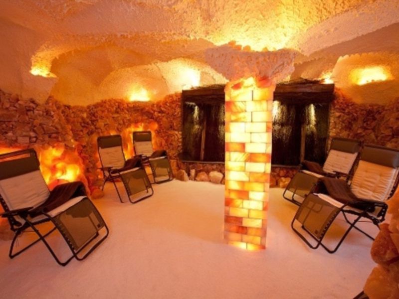 In der Salzgrotte können Sie die Seele baumeln lassen. In der Salzgrotte können Sie die Seele baumeln lassen.