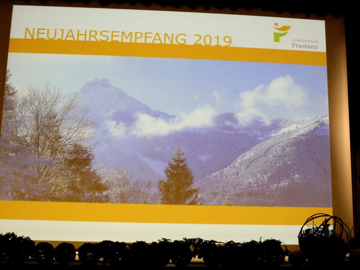 Spannender Vortrag und Ausblick aufs neue Jahr auf dem Neujahrsempfang der Marktgemeinde. Spannender Vortrag und Ausblick aufs neue Jahr auf dem Neujahrsempfang der Marktgemeinde.