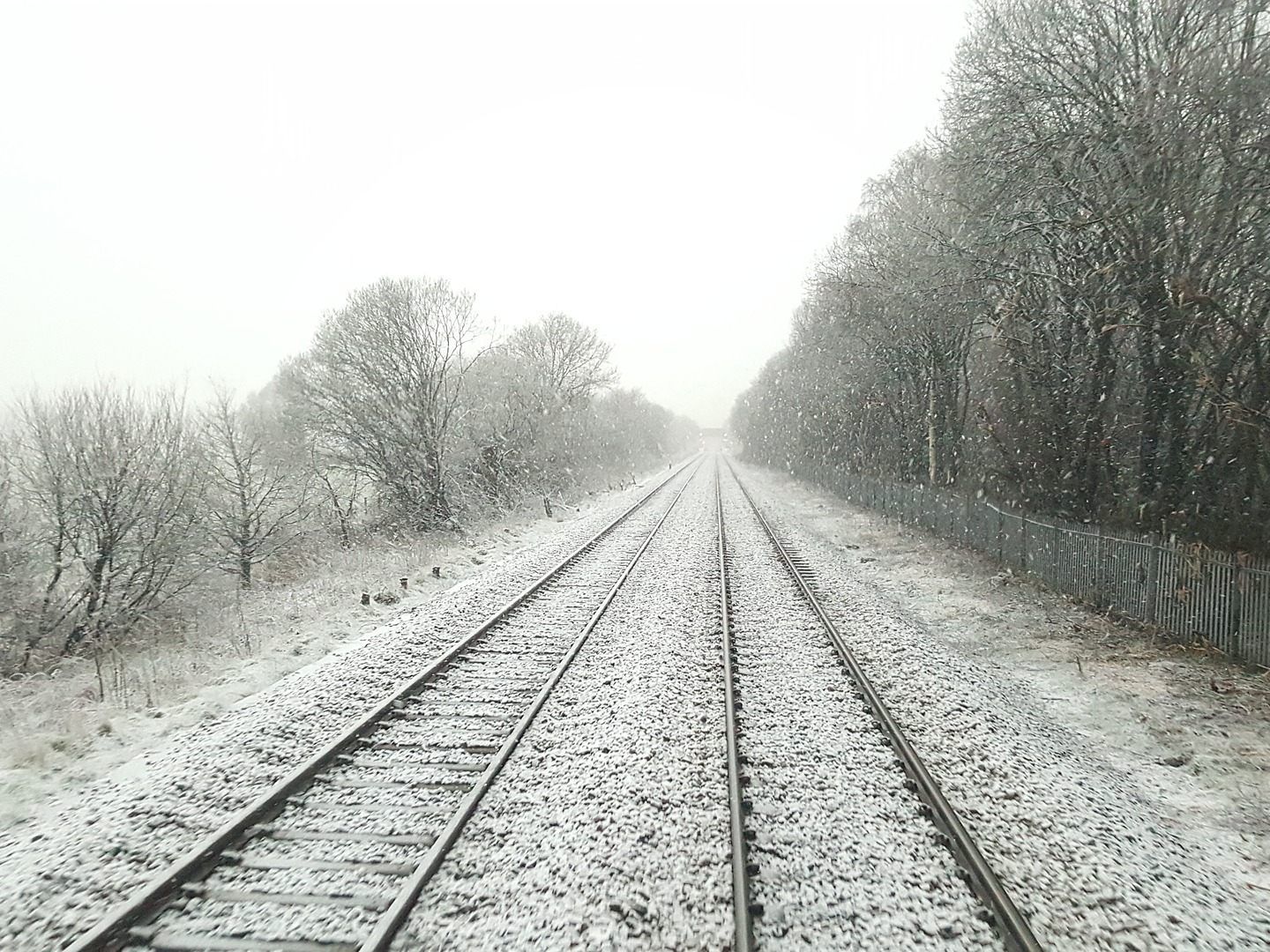 rund 5.000 ÖBB-Mitarbeiter sind im Einsatz um den Schnee zu beseitigen.