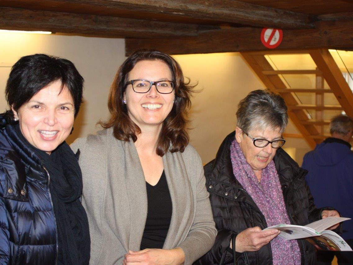 Reges Treiben beim Tag der offenen Tür von der Volkshochschule Rankweil Reges Treiben beim Tag der offenen Tür von der Volkshochschule Rankweil
