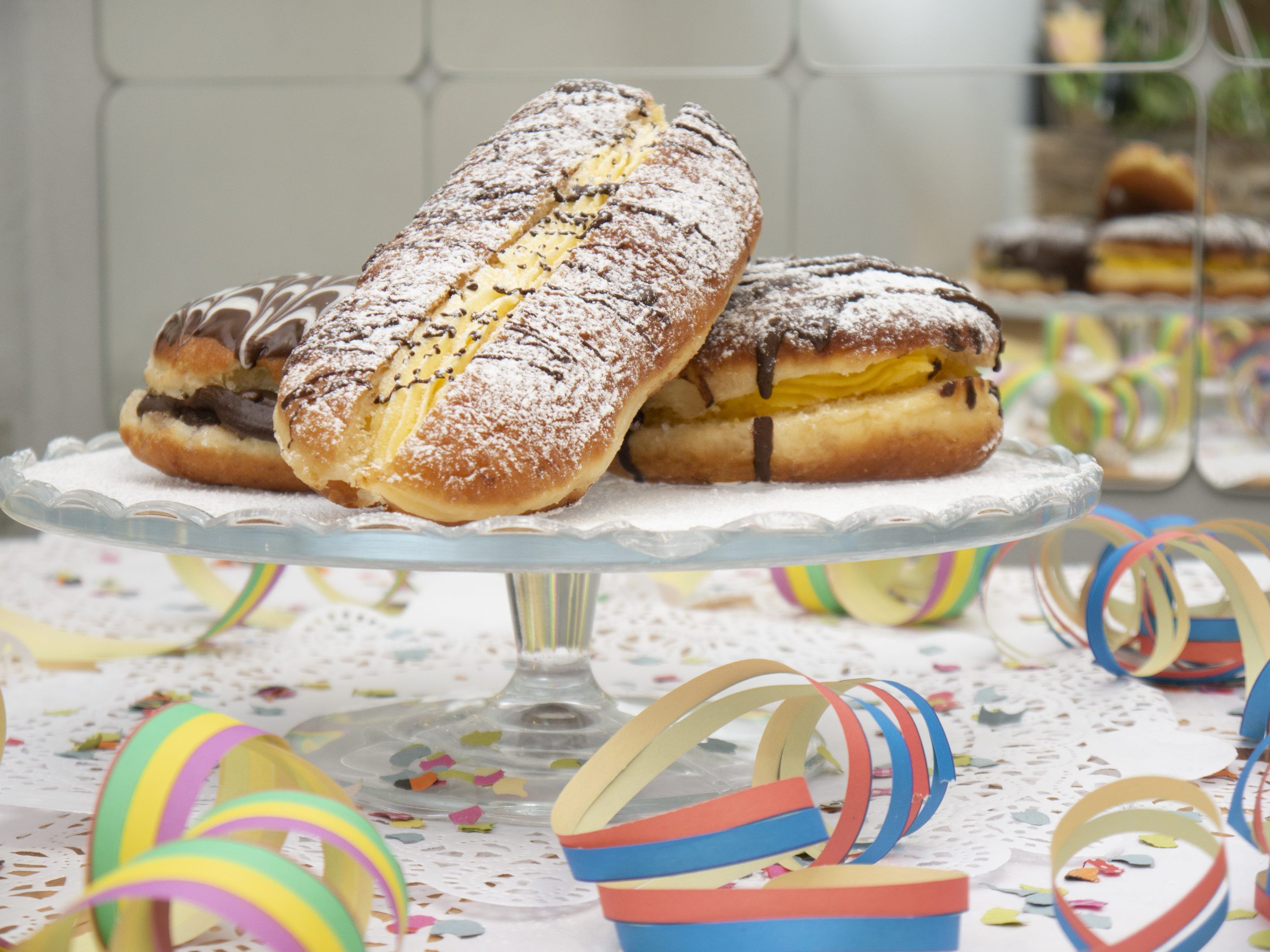 Der Gewinner der Gastronews.wien Leser ist der Krapfen von "15 süßte Minuten". Der Gewinner der Gastronews.wien Leser ist der Krapfen von "15 süßte Minuten".
