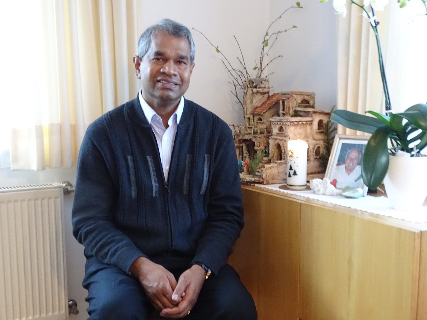 Pfarrer Georg Thaniyath gründete den gemeinnützigen Verein „Dach überm Kopf“. Pfarrer Georg Thaniyath gründete den gemeinnützigen Verein „Dach überm Kopf“.