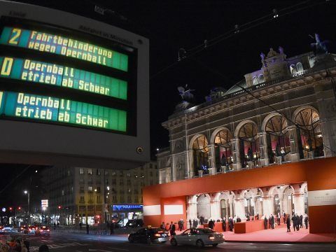 Die Ringlinien 1, 2 und D werden ab zirka 19 Uhr umgeleitet.