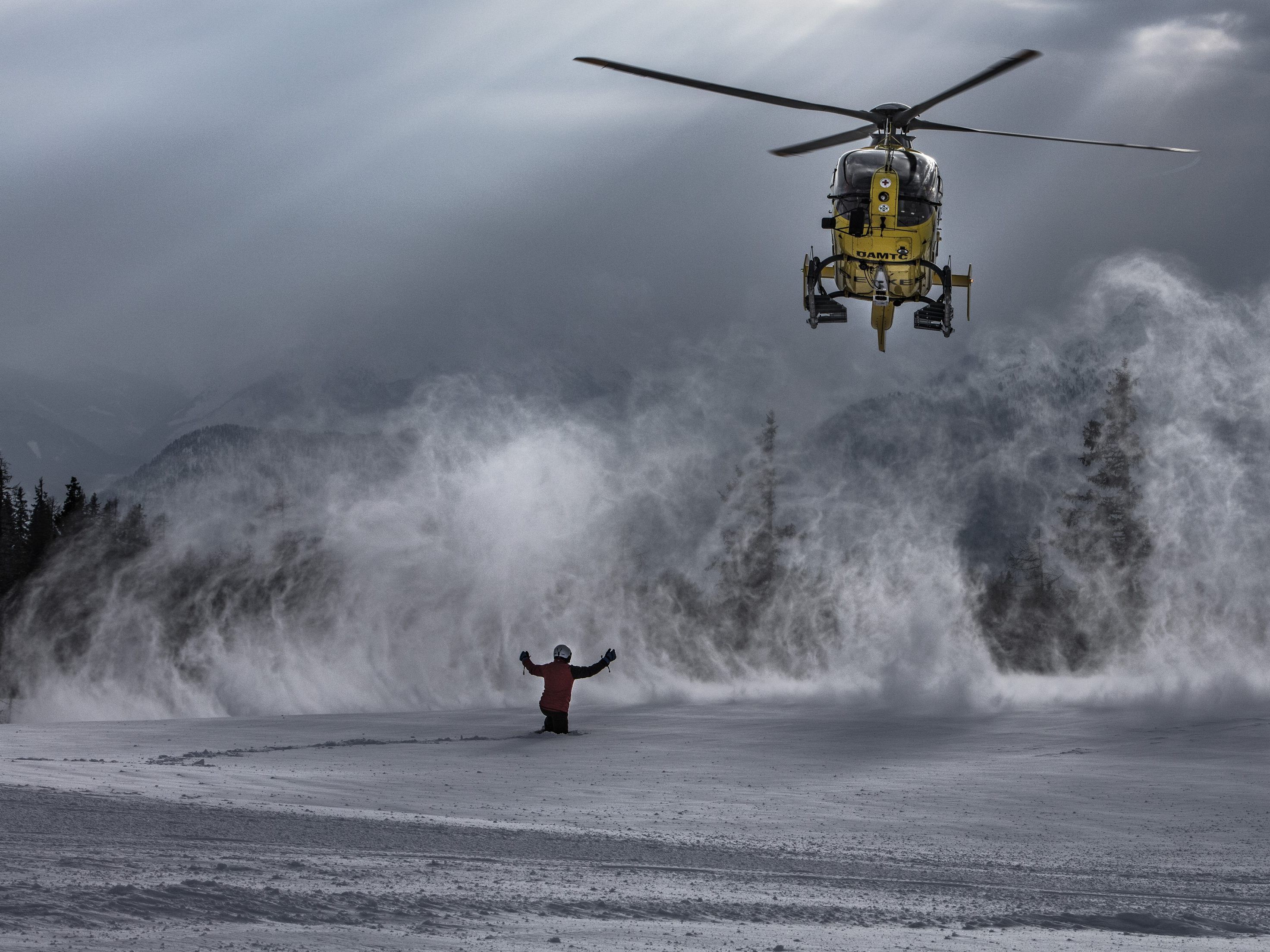 Die gelben Hubschrauber des ÖAMTC waren in den Semesterferien 1.735 Einsätze. Die gelben Hubschrauber des ÖAMTC waren in den Semesterferien 1.735 Einsätze.