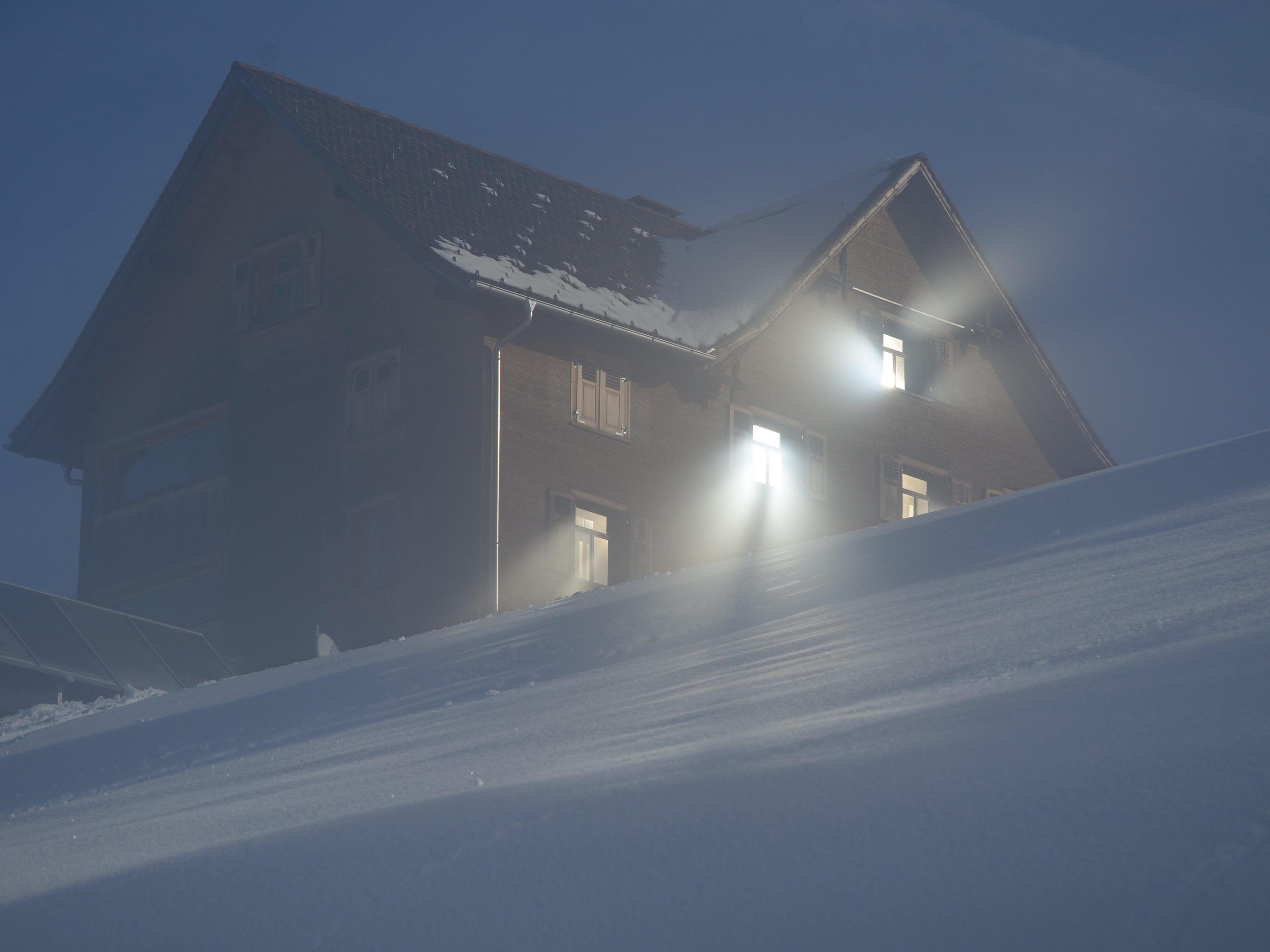 Sonne und Nebel