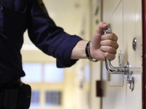 Auch die letzen beiden der Drogen-Bande wurden aus der Haft entlassen. Auch die letzen beiden der Drogen-Bande wurden aus der Haft entlassen.