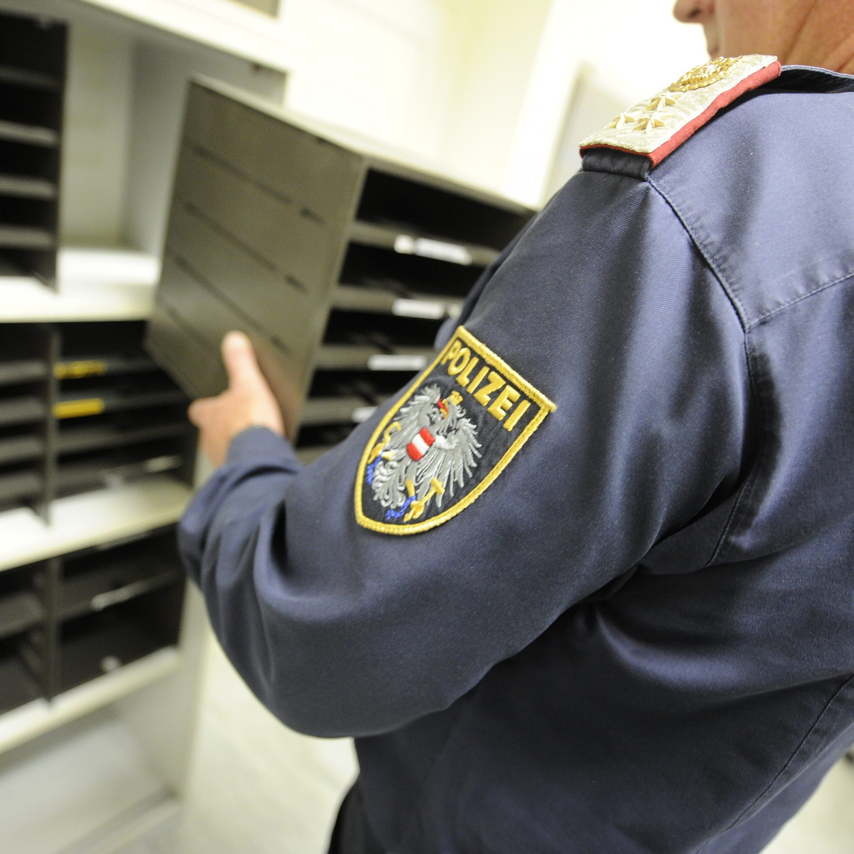 Der Polizist soll auch in der Causa Mensdorff abkassiert haben.