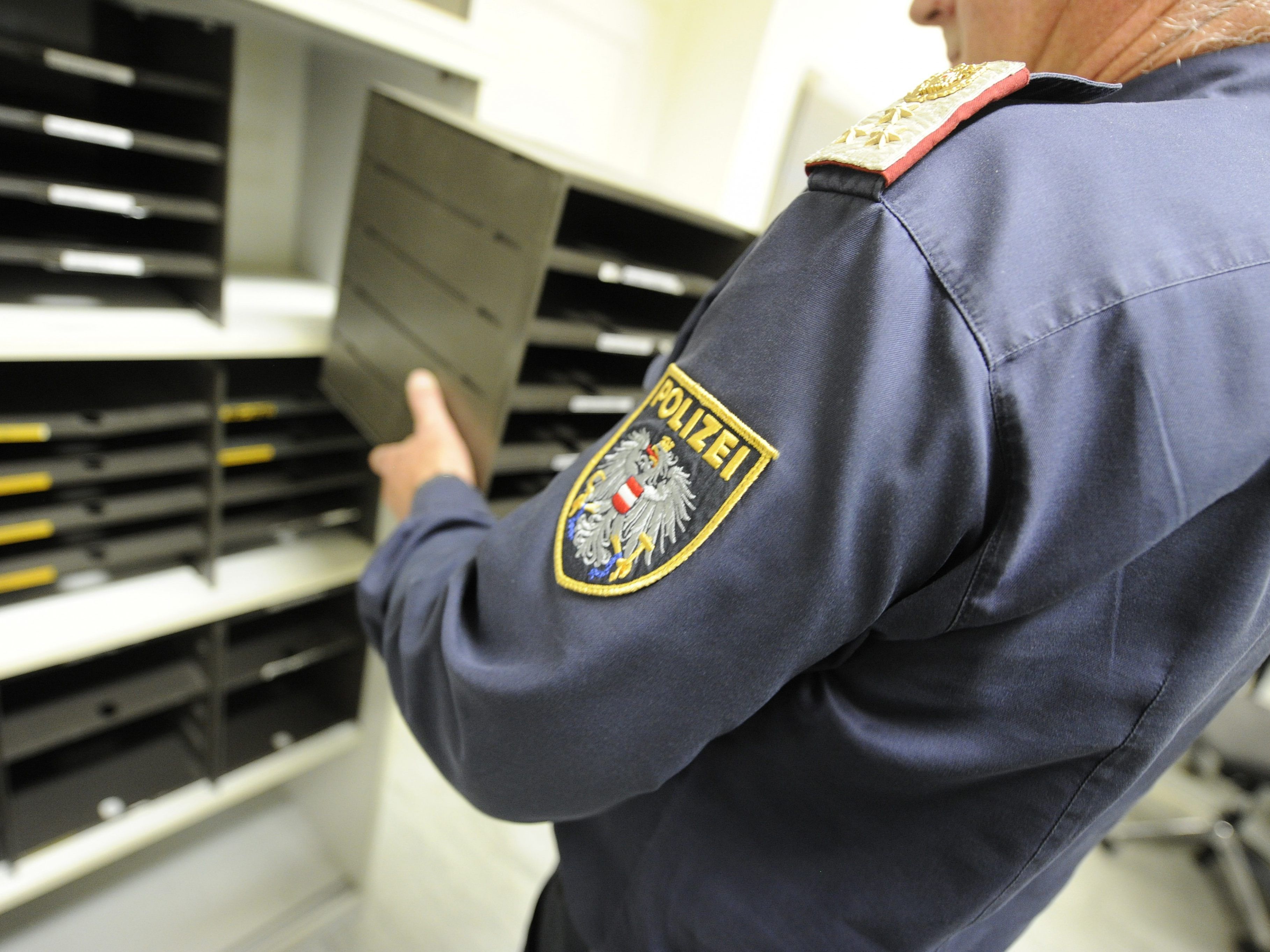 Der Polizist soll auch in der Causa Mensdorff abkassiert haben.