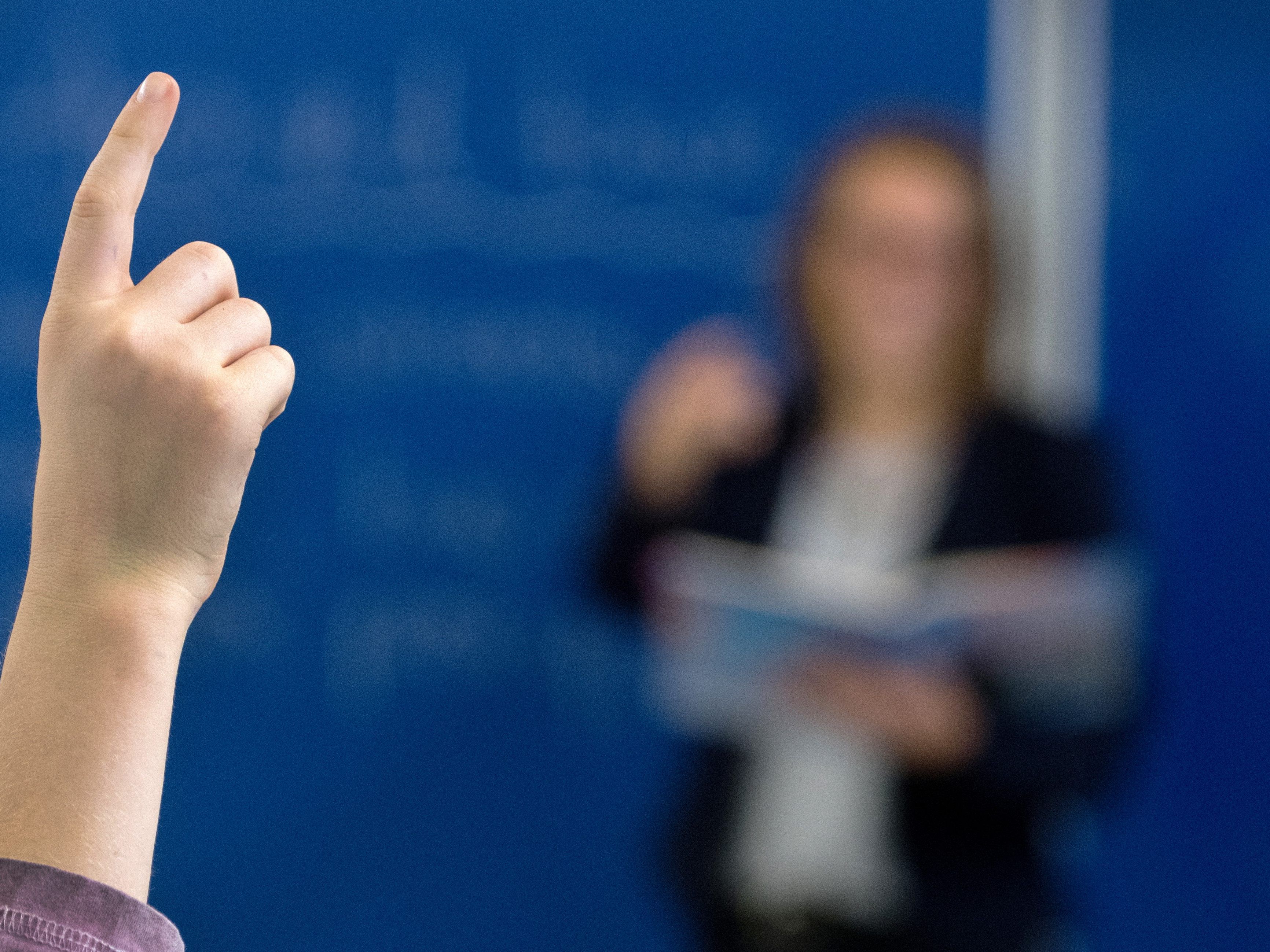 Wen nexterne Vereine in Zukunft vor Klassen sprechen, muss der Lehrer oder die Lehrerin anwesend bleiben.