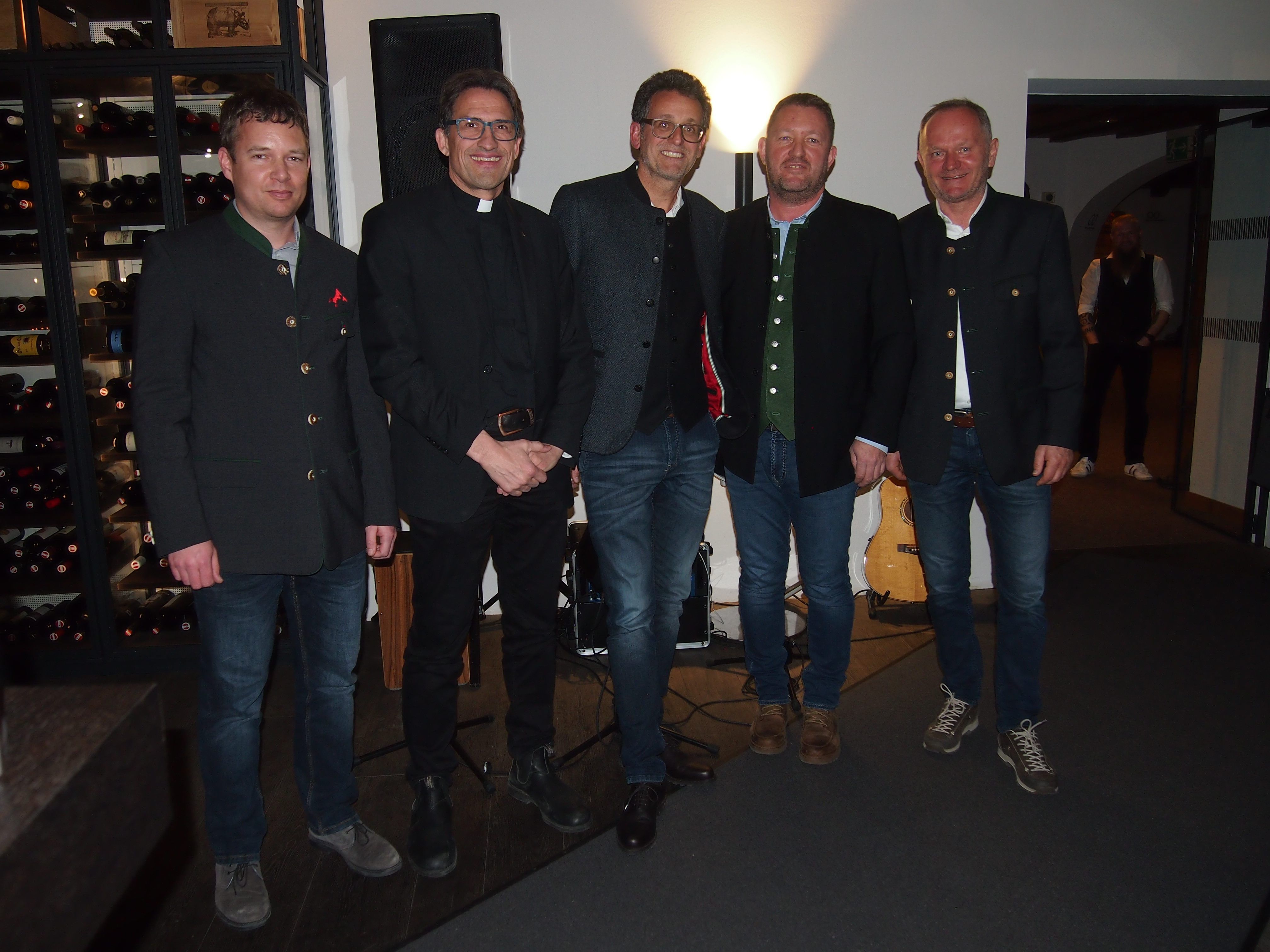 Martin Oberhammer (Geschäftsführer der Silvretta Montafon), Pater Markus Inama (Mitglied des Vorstandes von CONCORDIA-Sozialprojekte), Gerhard Burtscher (Vorstandsvorsitzender der BTV und Aufsichtsratsvorsitzender der Silvretta Montafon), Harald Bitschnau (Sohn des damaligen Projekt-Initiators), Peter Marko (Geschäftsführer der Silvretta Montafon).