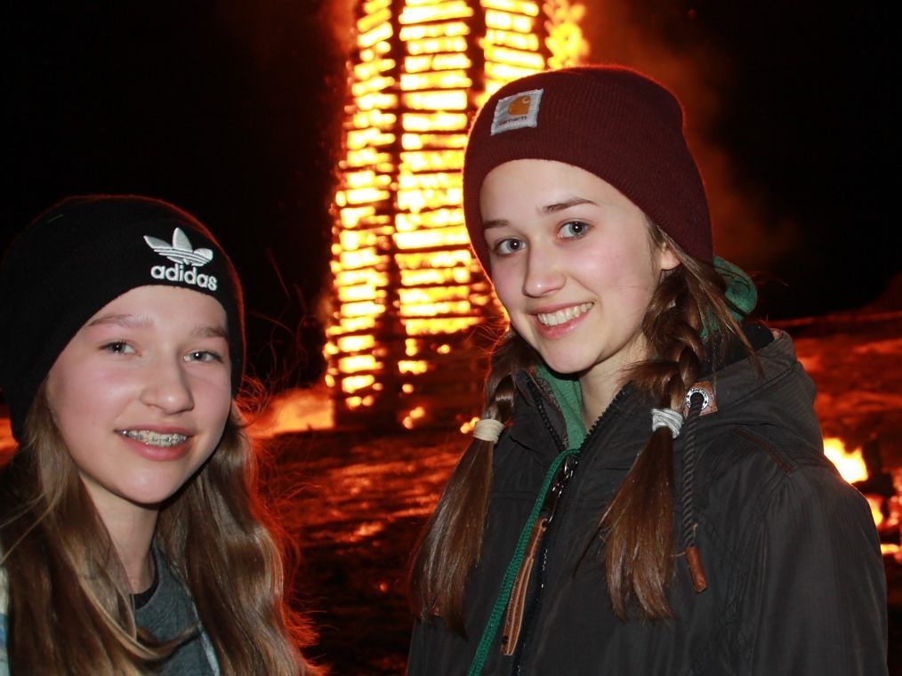 Emily und Madlyn besuchten den Bildsteiner Funken.