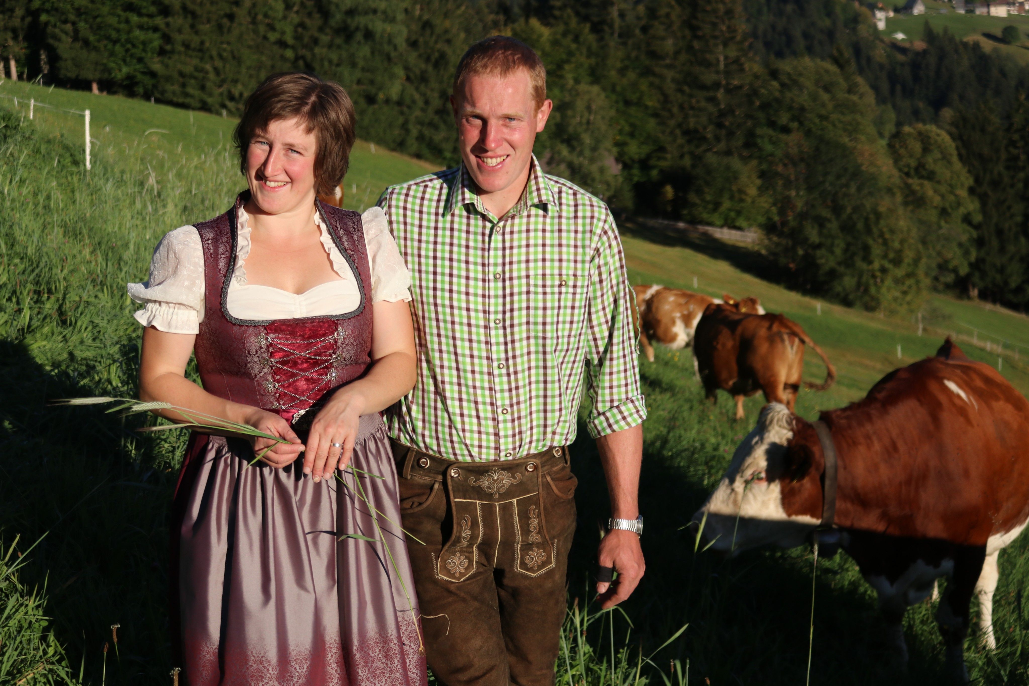 Cornelia und Jakob Mathis bauen in Laterns eine Sennerei. Cornelia und Jakob Mathis bauen in Laterns eine Sennerei.