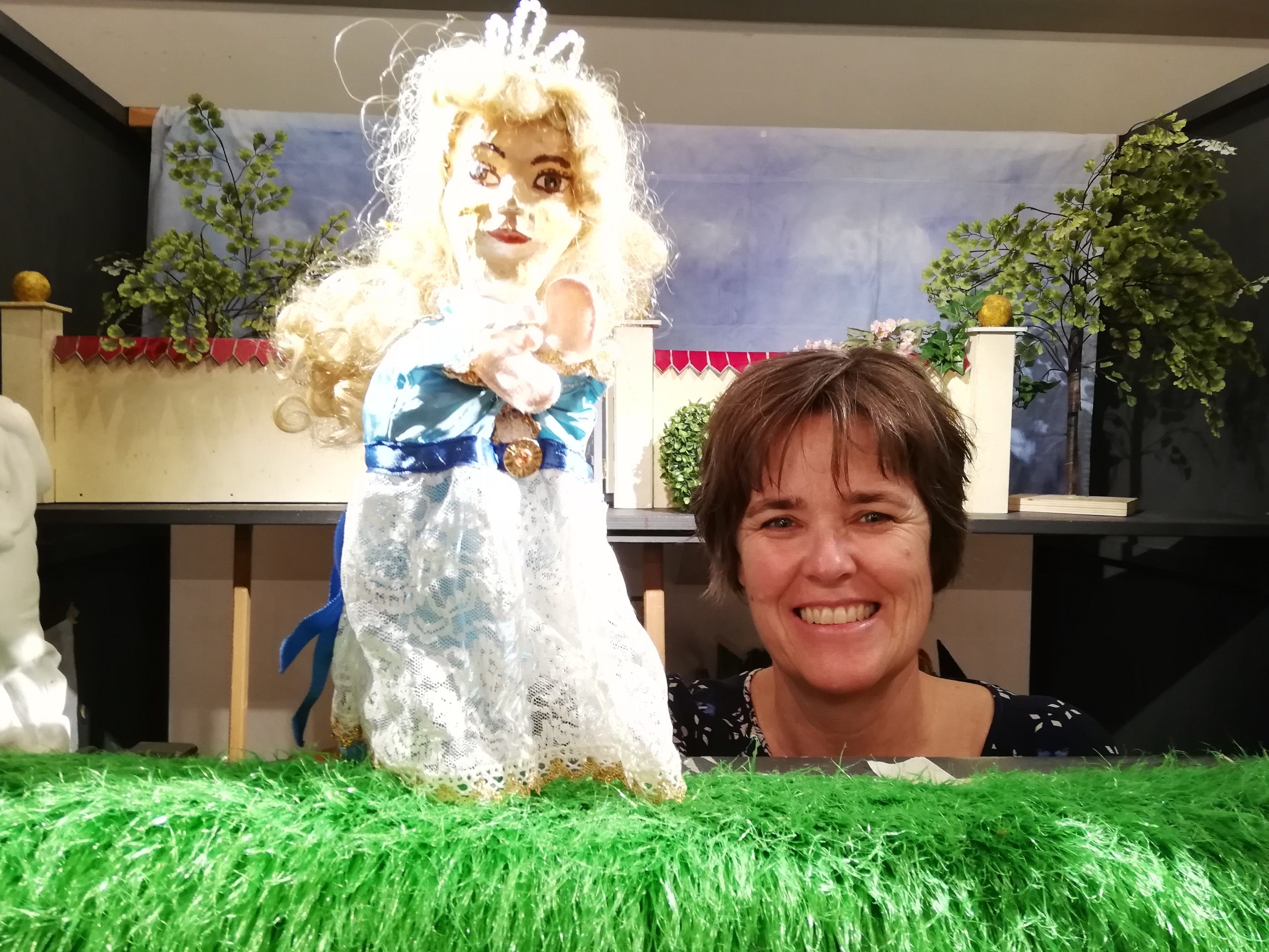 Puppenspielerin Elke Schmid