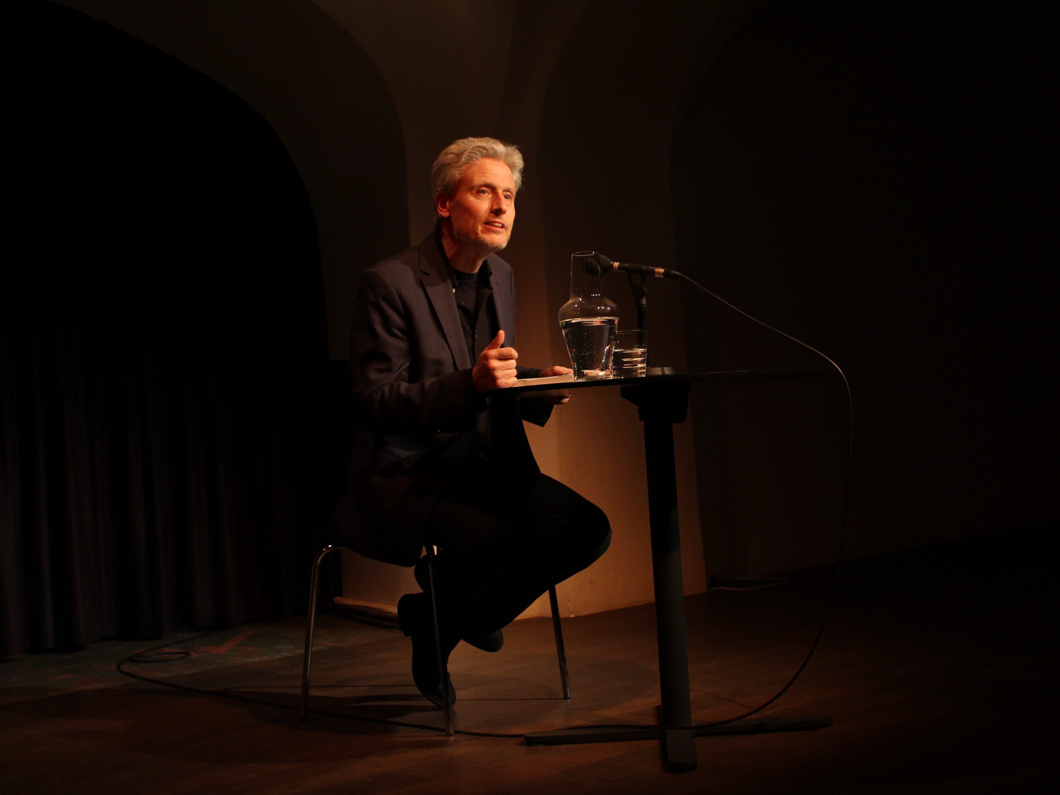 Florian Scheuba las im Theater am Saumarkt. Florian Scheuba las im Theater am Saumarkt.