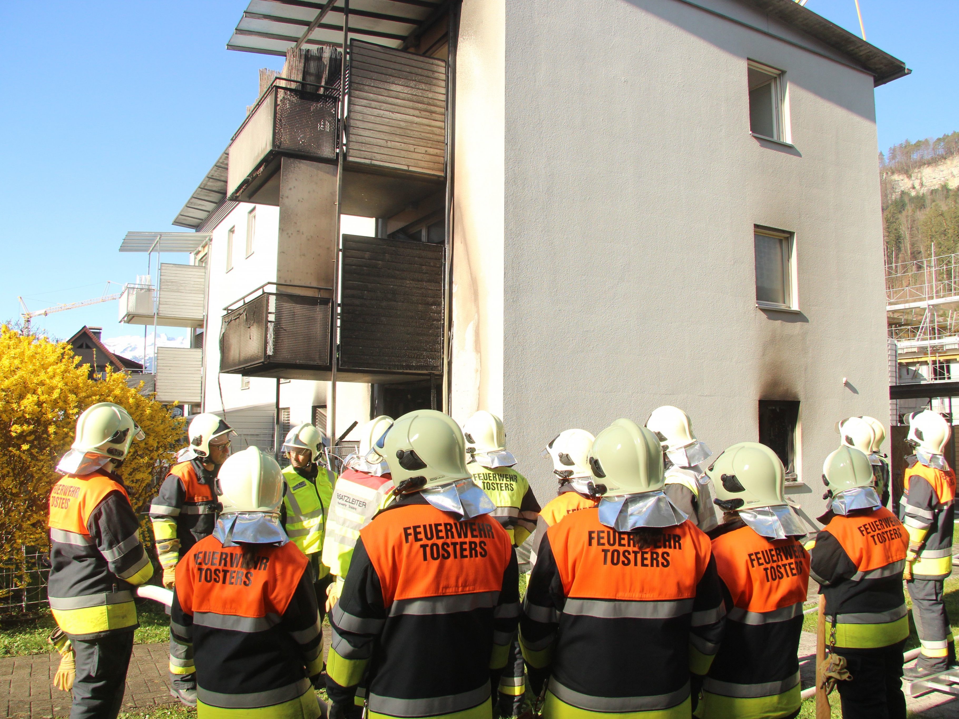 Der Brand forderte vier Verletzte. Der Brand forderte vier Verletzte.